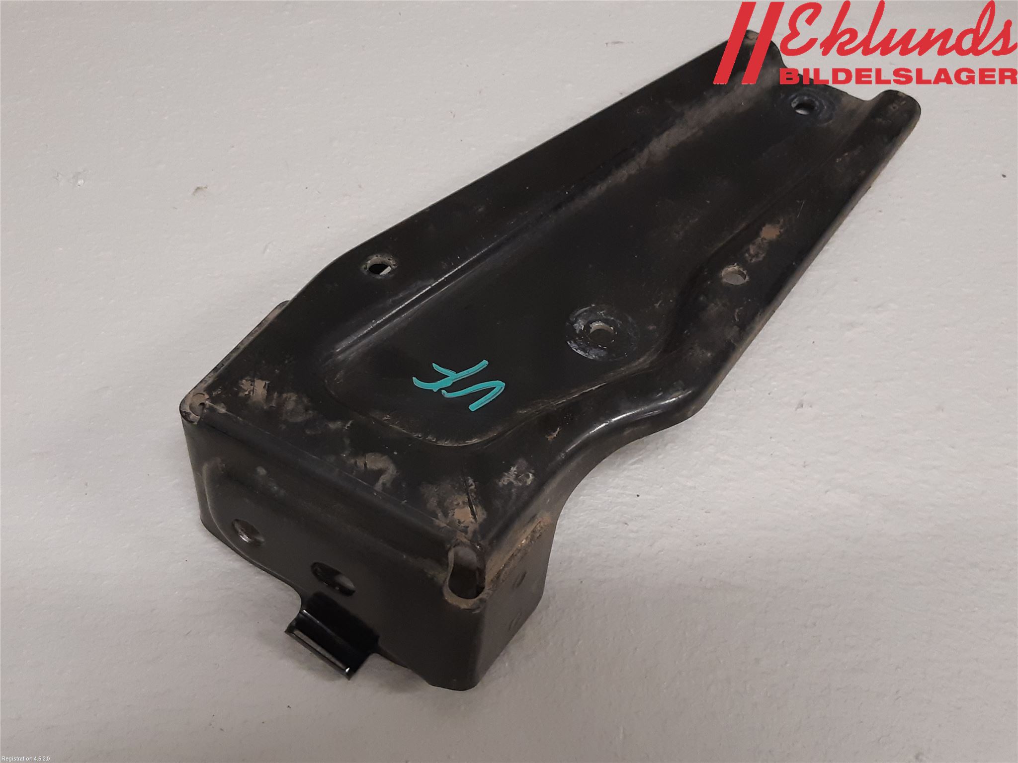 BMW 3 G20/G21/G80/G81 19- Frontplåt