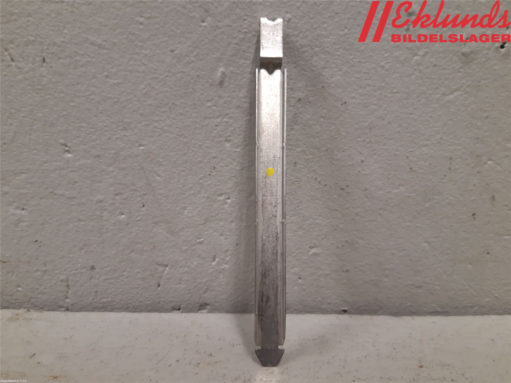 Volvo V50 08-12 Strålkast Fästsarg