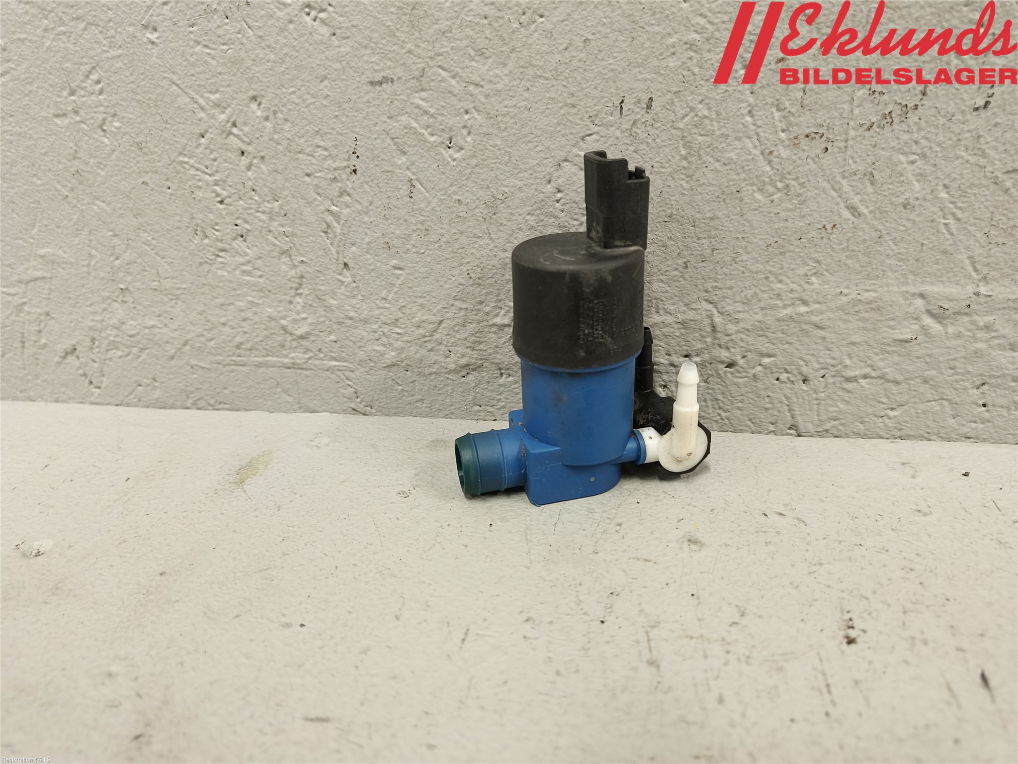 Renault CLIO III  09-12 Spolarpump Vindruta
