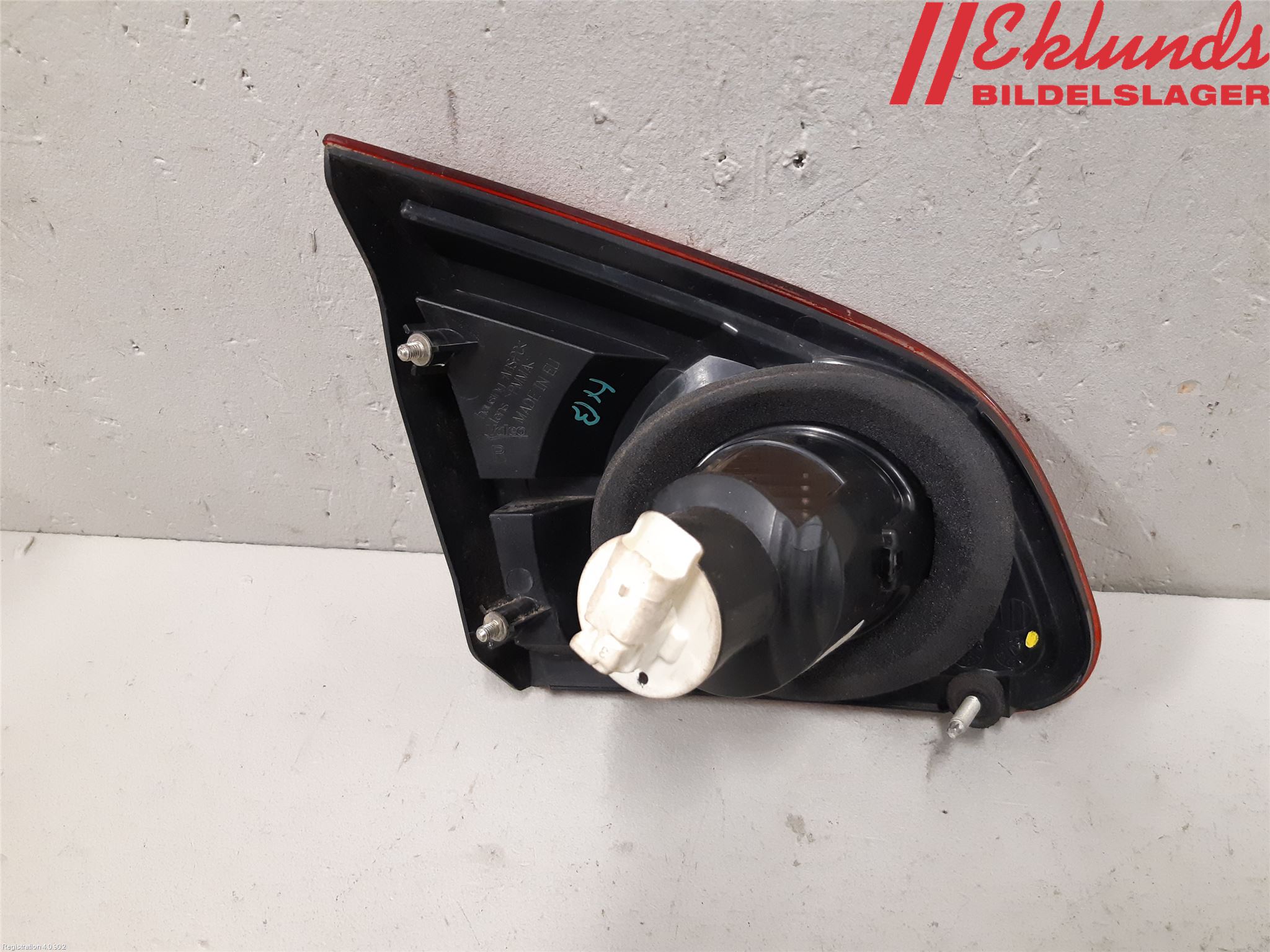 Nissan QASHQAI   07-10 Bakljus Lucka Hö