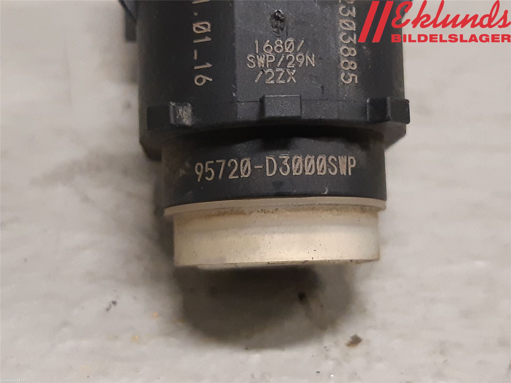 Kia OPTIMA 16-20 Parkeringshjälp Frontsensor
