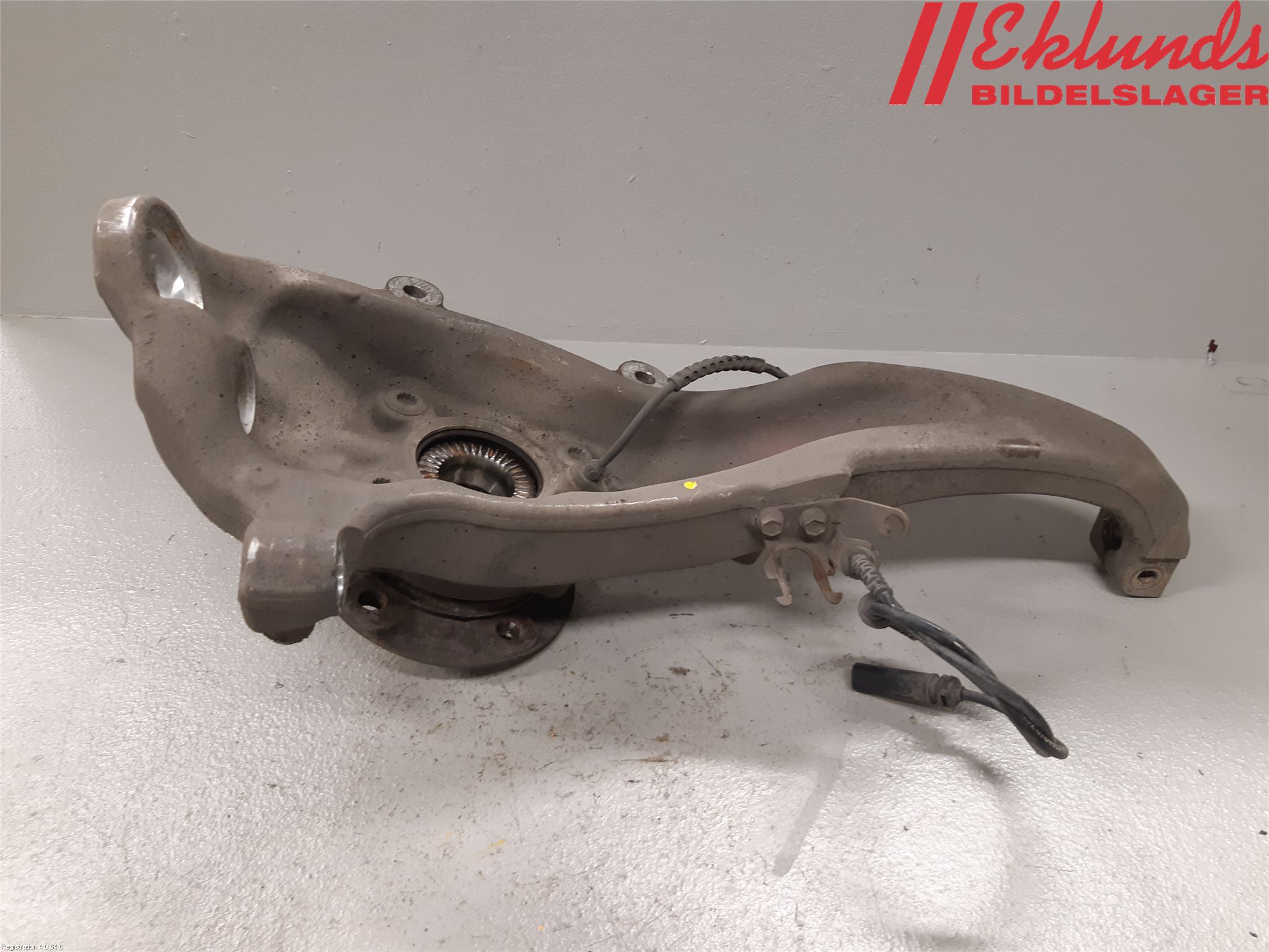 BMW 5 F10/F11/F18 09-17 Styrspindel Lagerhus Vä