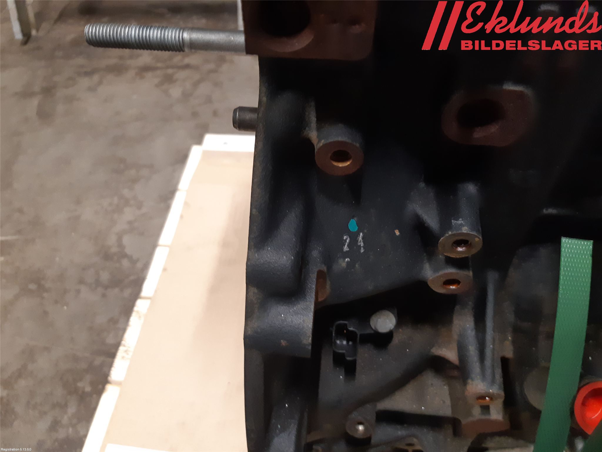 Nissan NV400 12-24 Motor Diesel