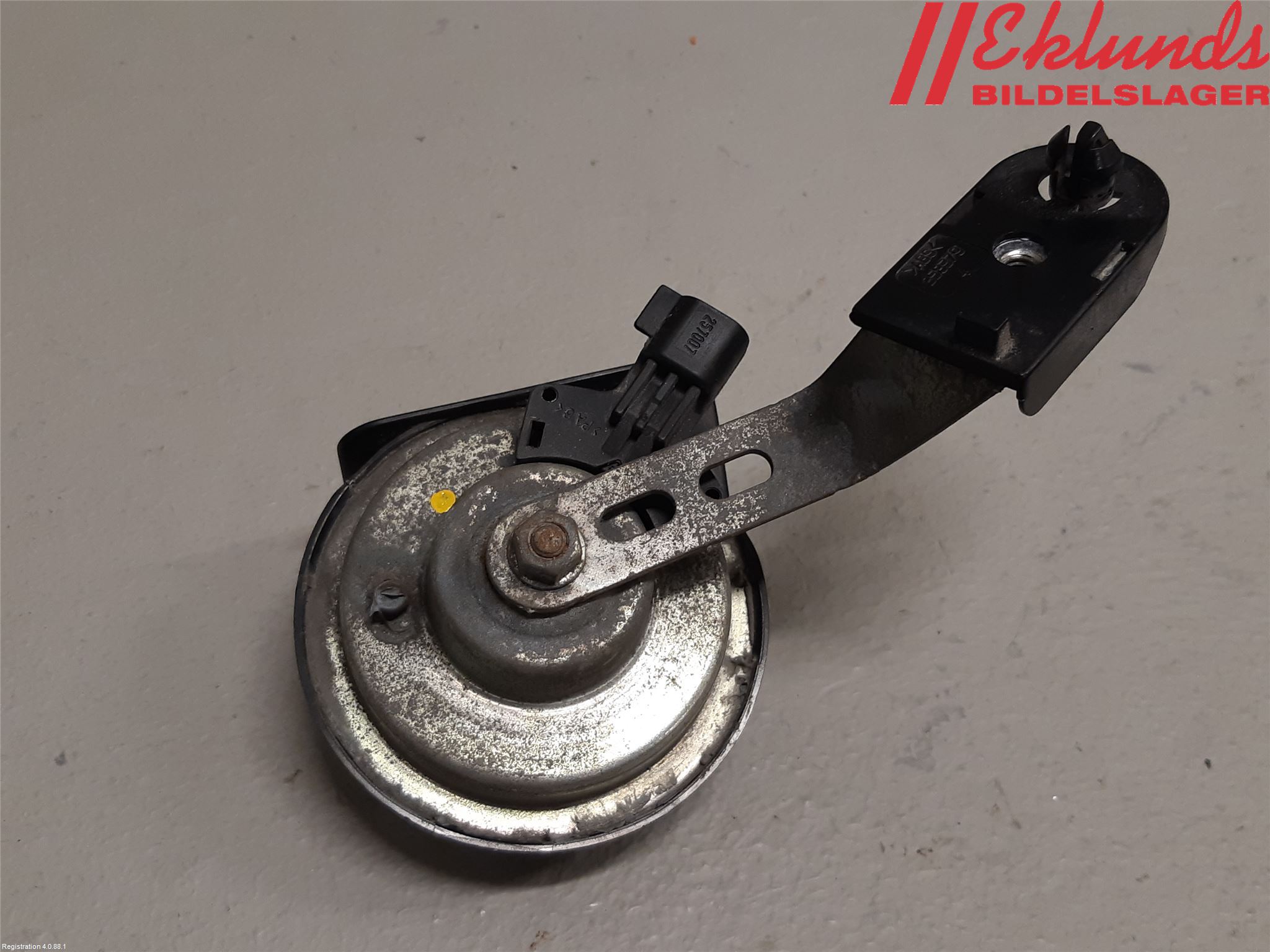 Volvo V60 11-13 Signalhorn