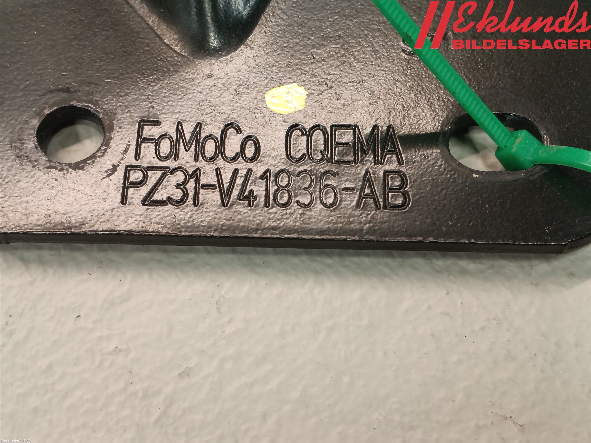 Volkswagen VW TRANSP/CARAVELLE/CALIFORNIA T8 25- Gasfjäder Baklucka