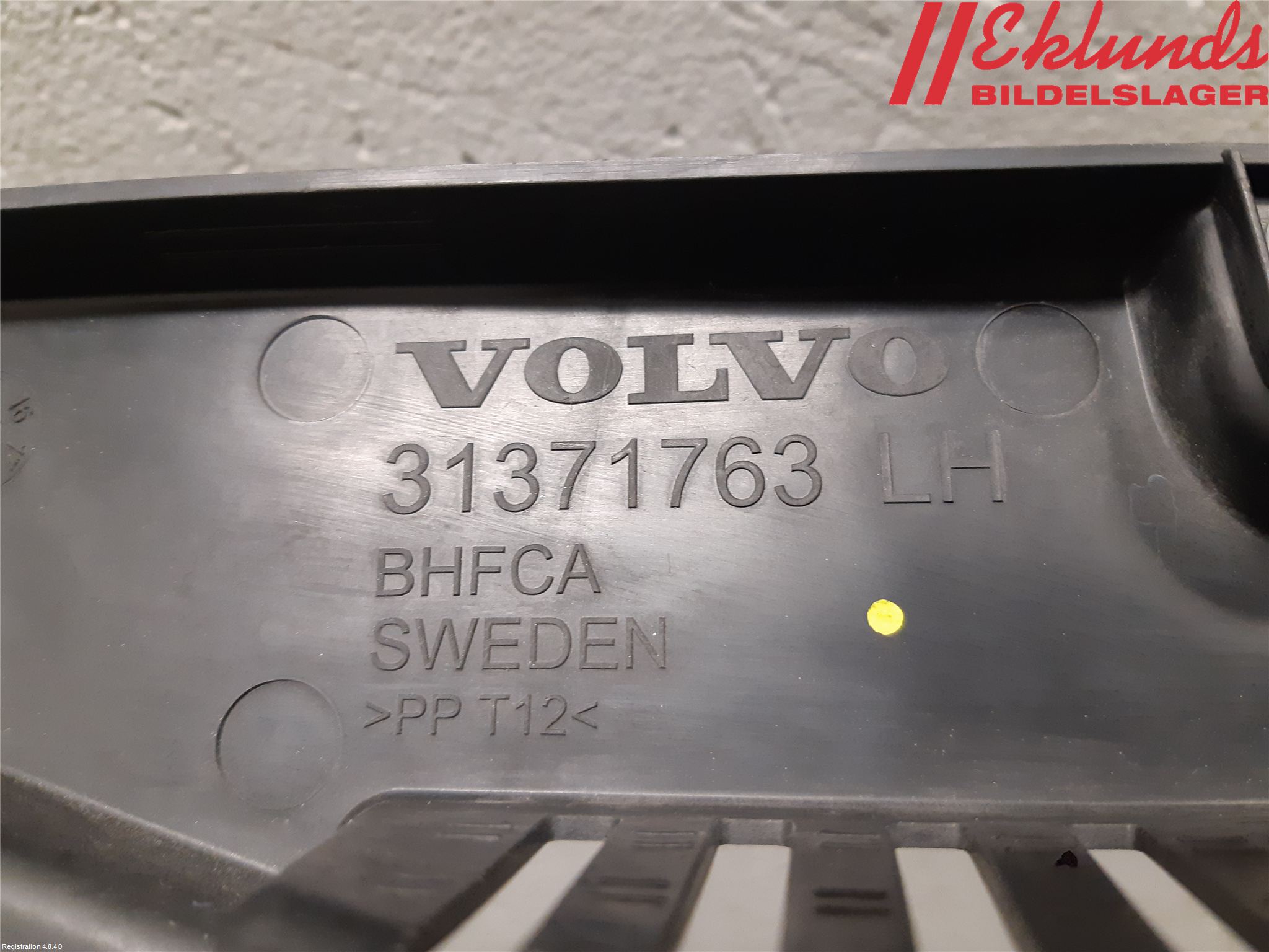 Volvo XC90/RECHARGE 16- Täckplast Front