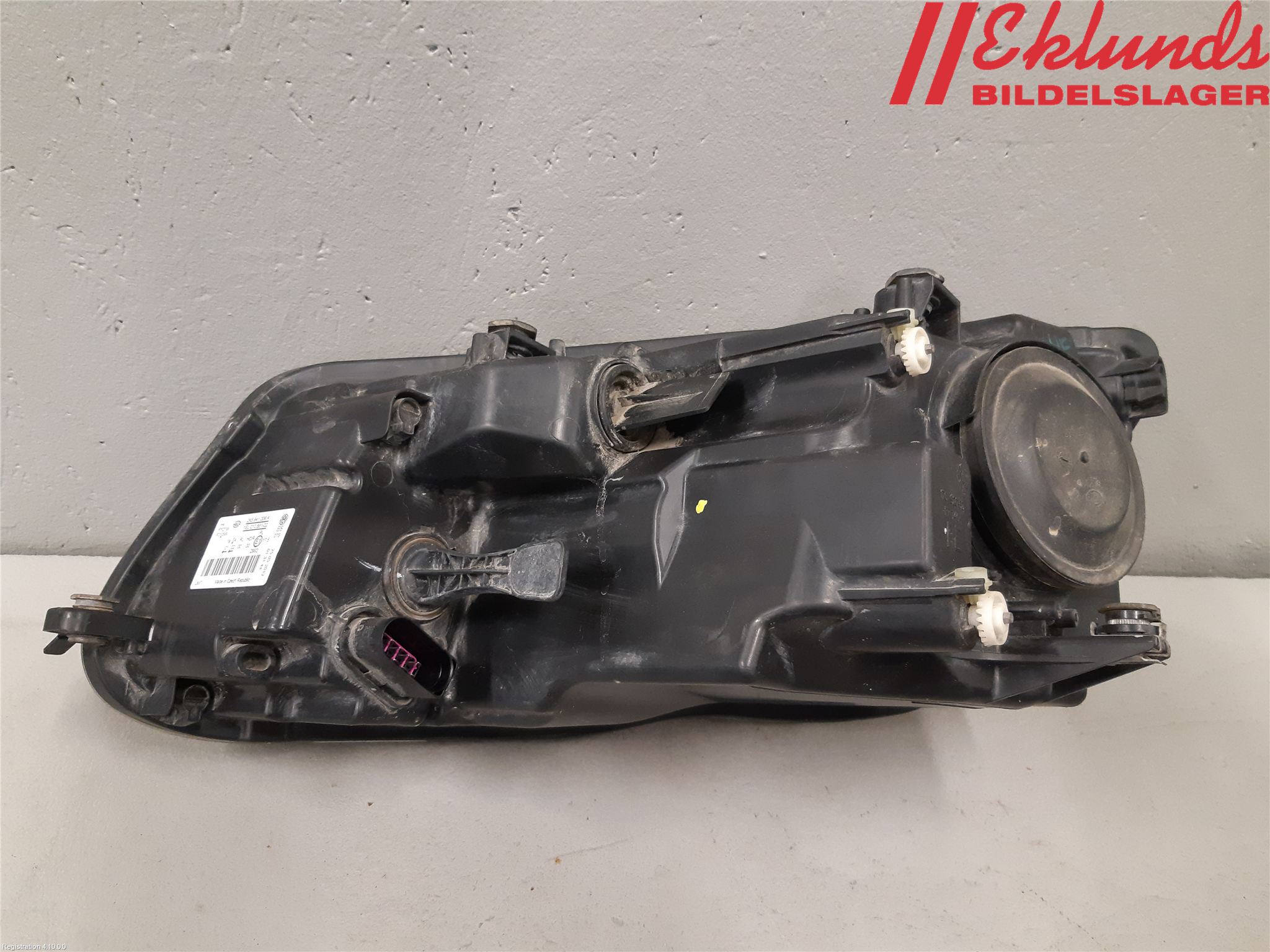 Volkswagen VW CADDY 11-15 Strålkastare Höger