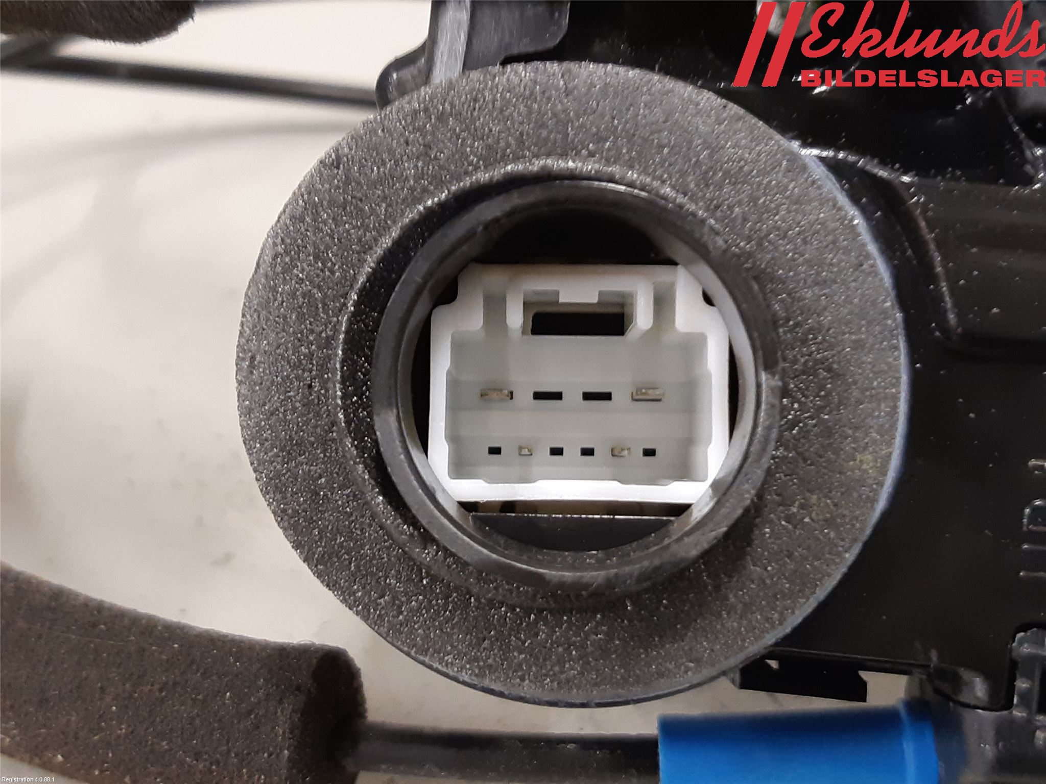 Toyota COROLLA 19- Låskista-Dörrlås