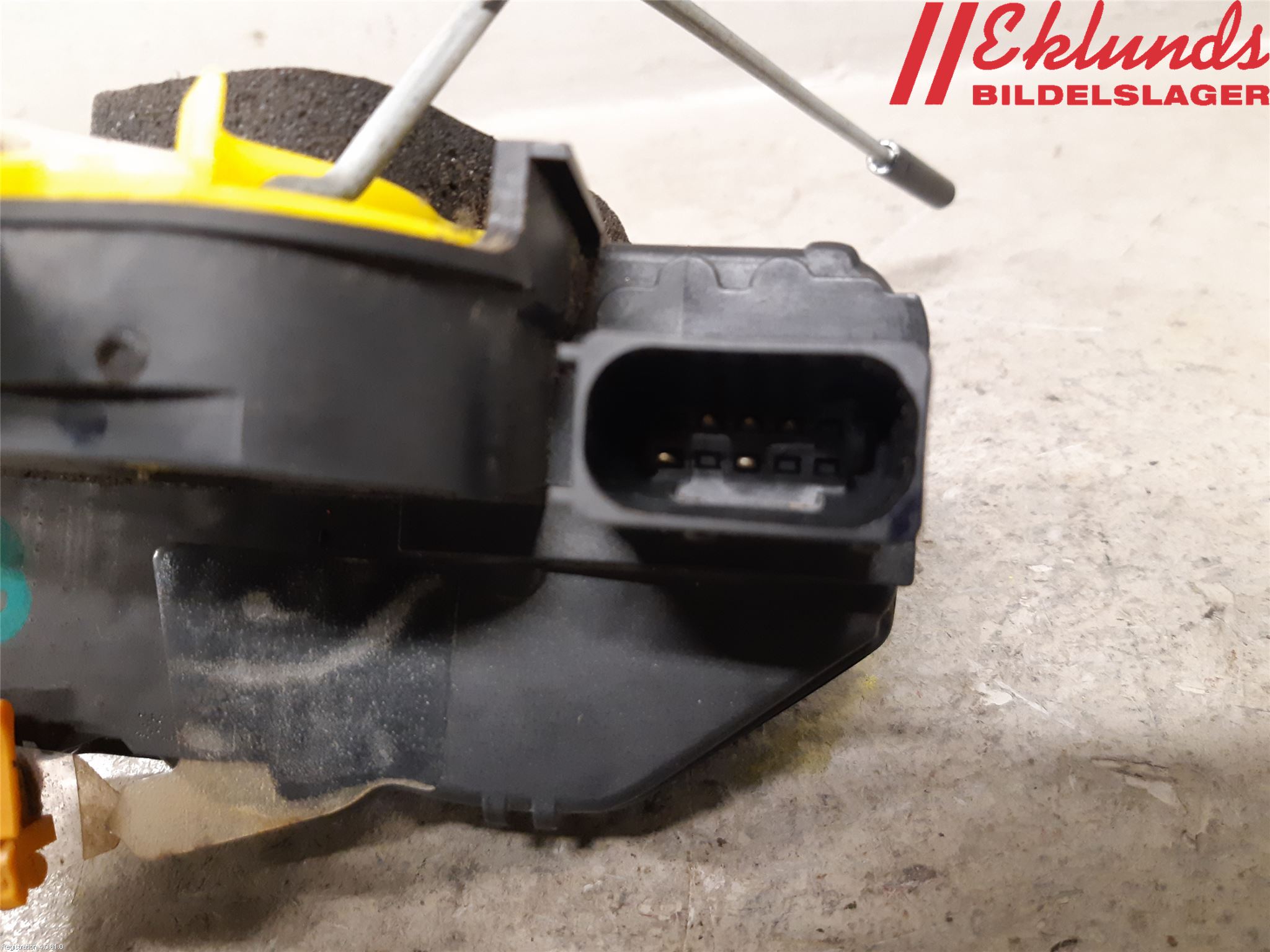 Opel INSIGNIA 09-16 Låskista-Dörrlås