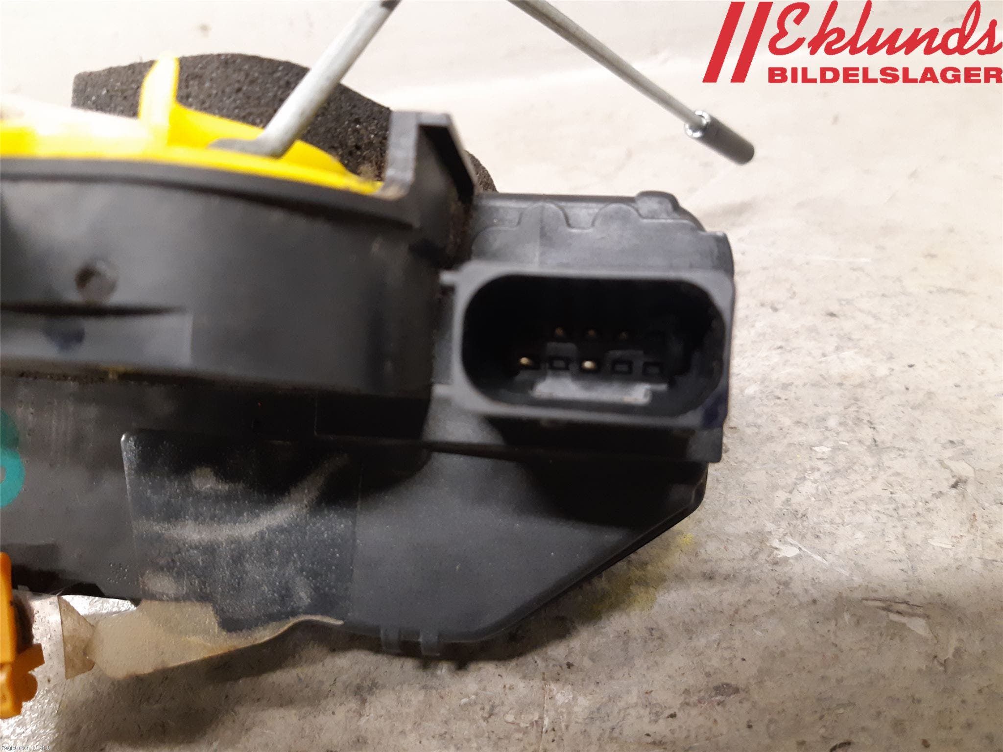 Opel INSIGNIA 09-16 Låskista-Dörrlås