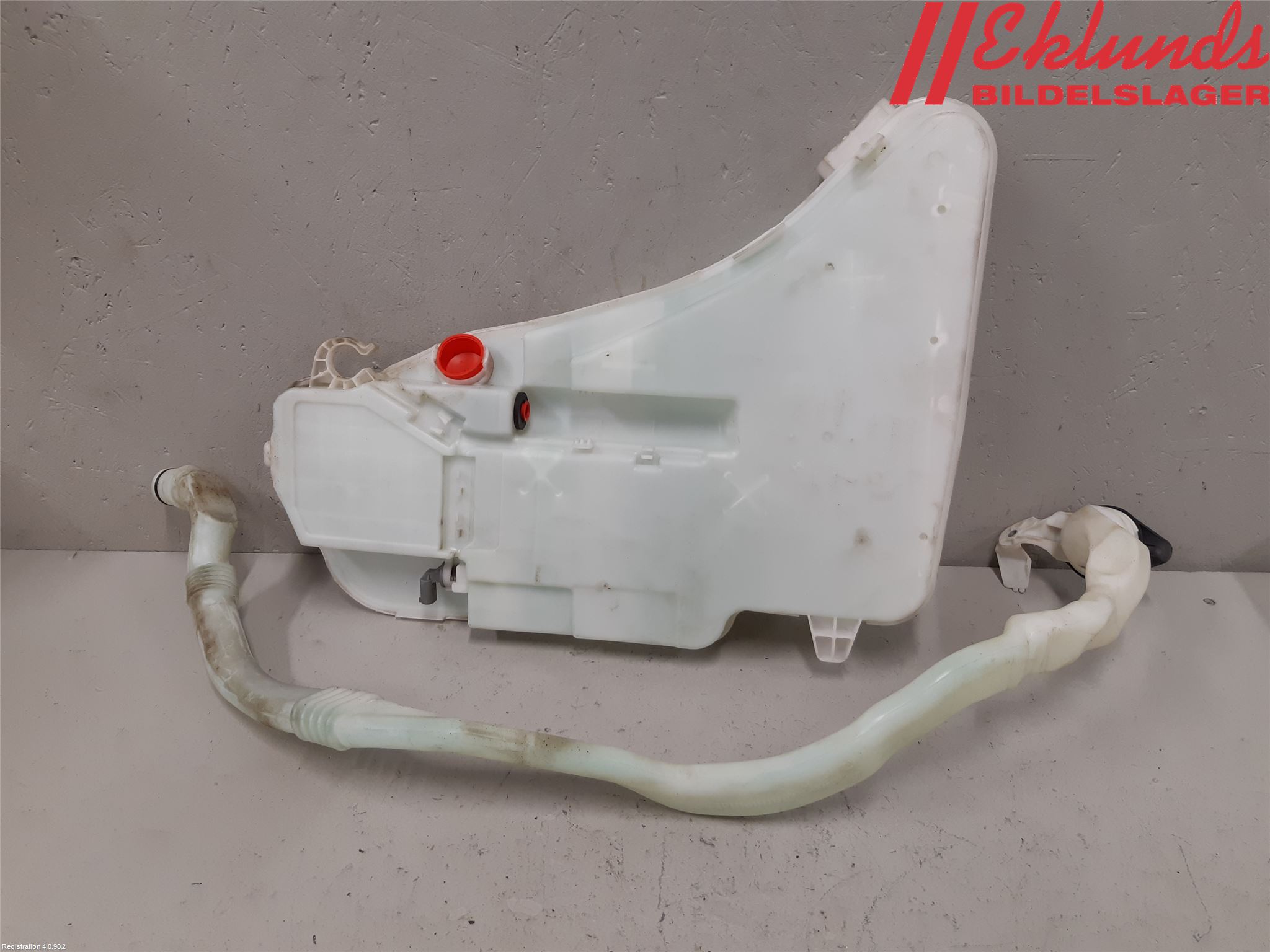 BMW 5 F10/F11/F18 09-17 Spolartank Vindruta-Strål