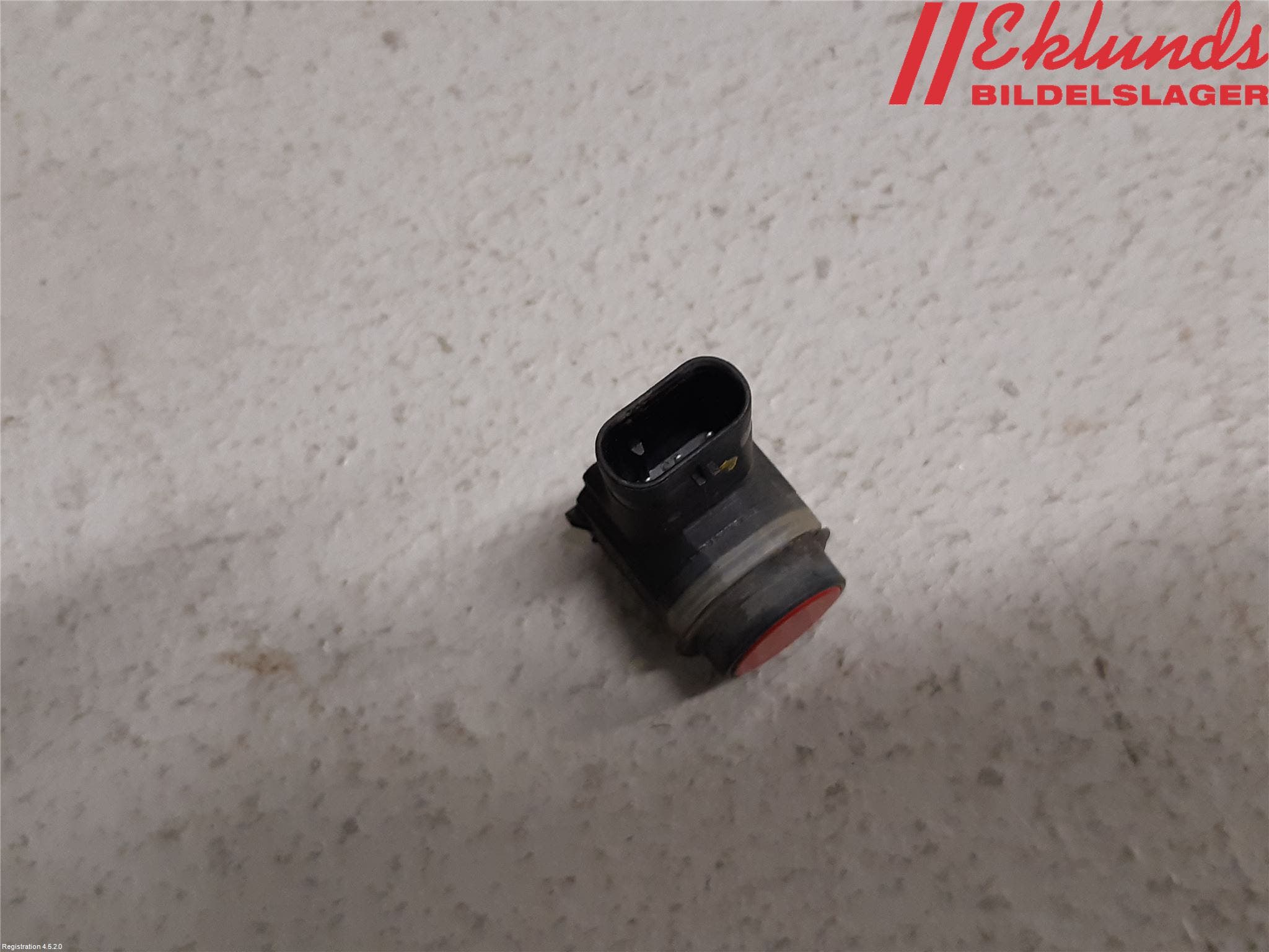 Volkswagen VW PASSAT 11-14 Parkeringshjälp Frontsensor