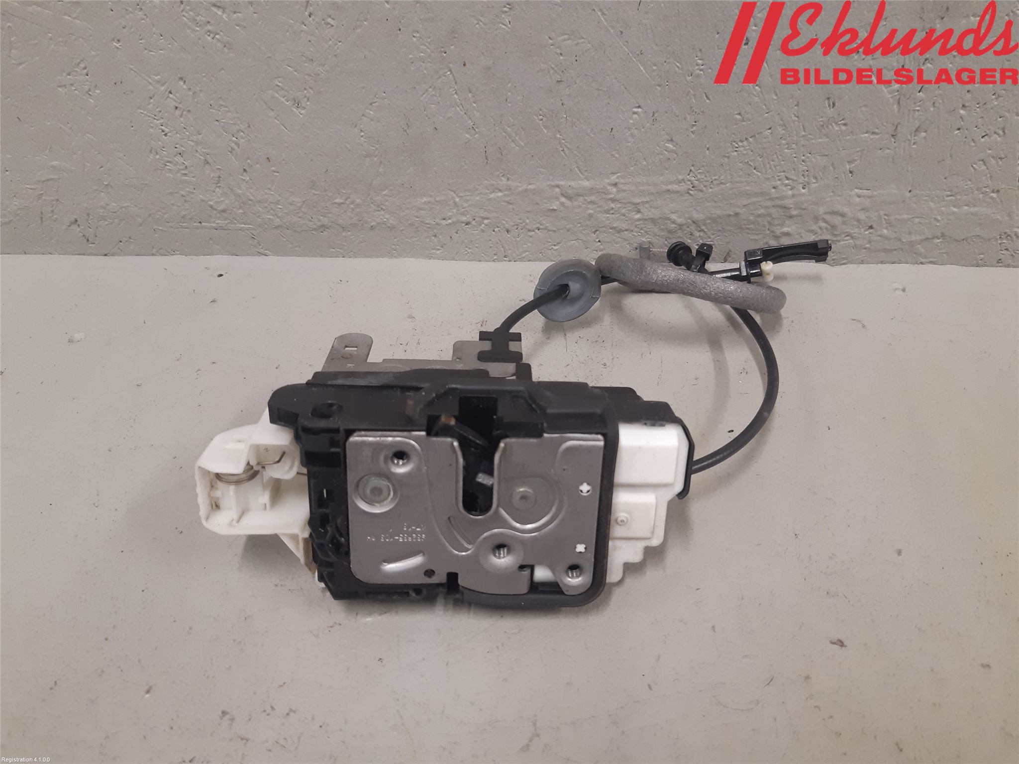 Volvo V40 12-19 Låskista-Dörrlås