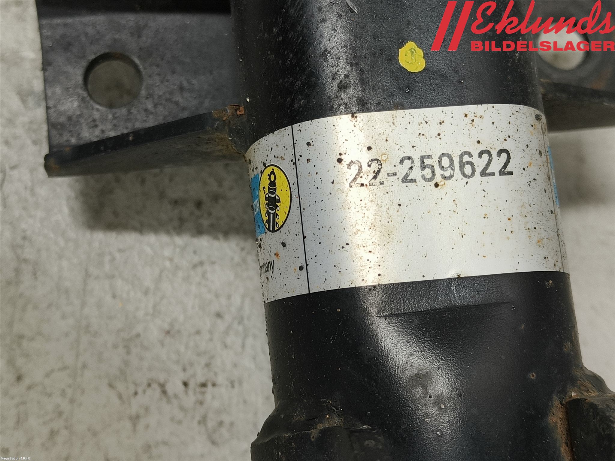 Volkswagen VW TRANSP/CARAVELLE (T6) 16-22 Fjäderben Fram Vänster