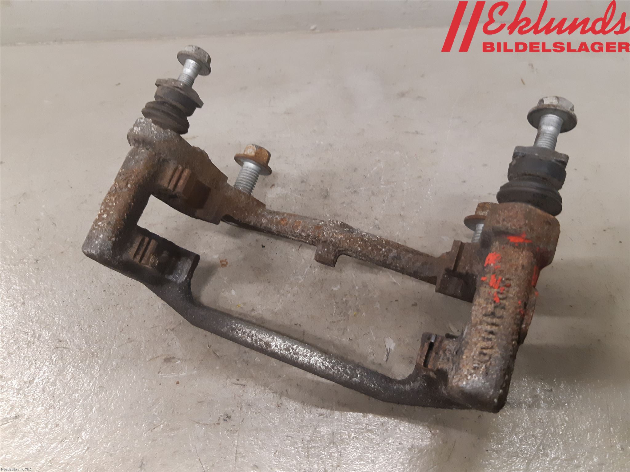 Ford TRANSIT/TOURNEO CUSTOM 13-24 Bromsokshållare