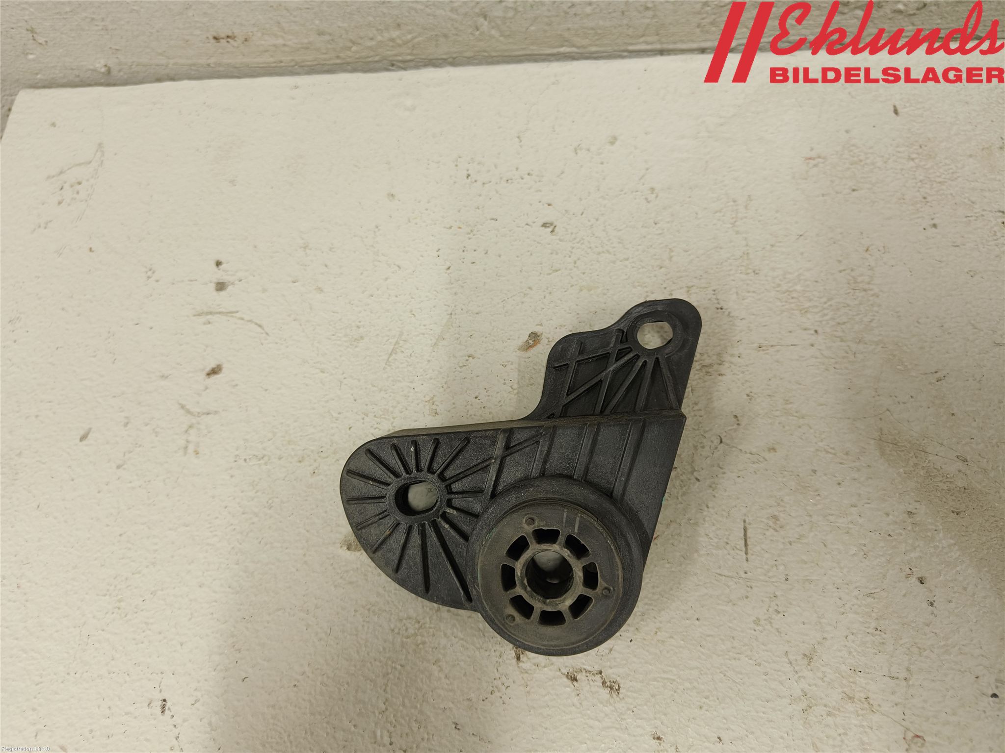 Opel INSIGNIA 17- Kylarfäste-Ram-Balk