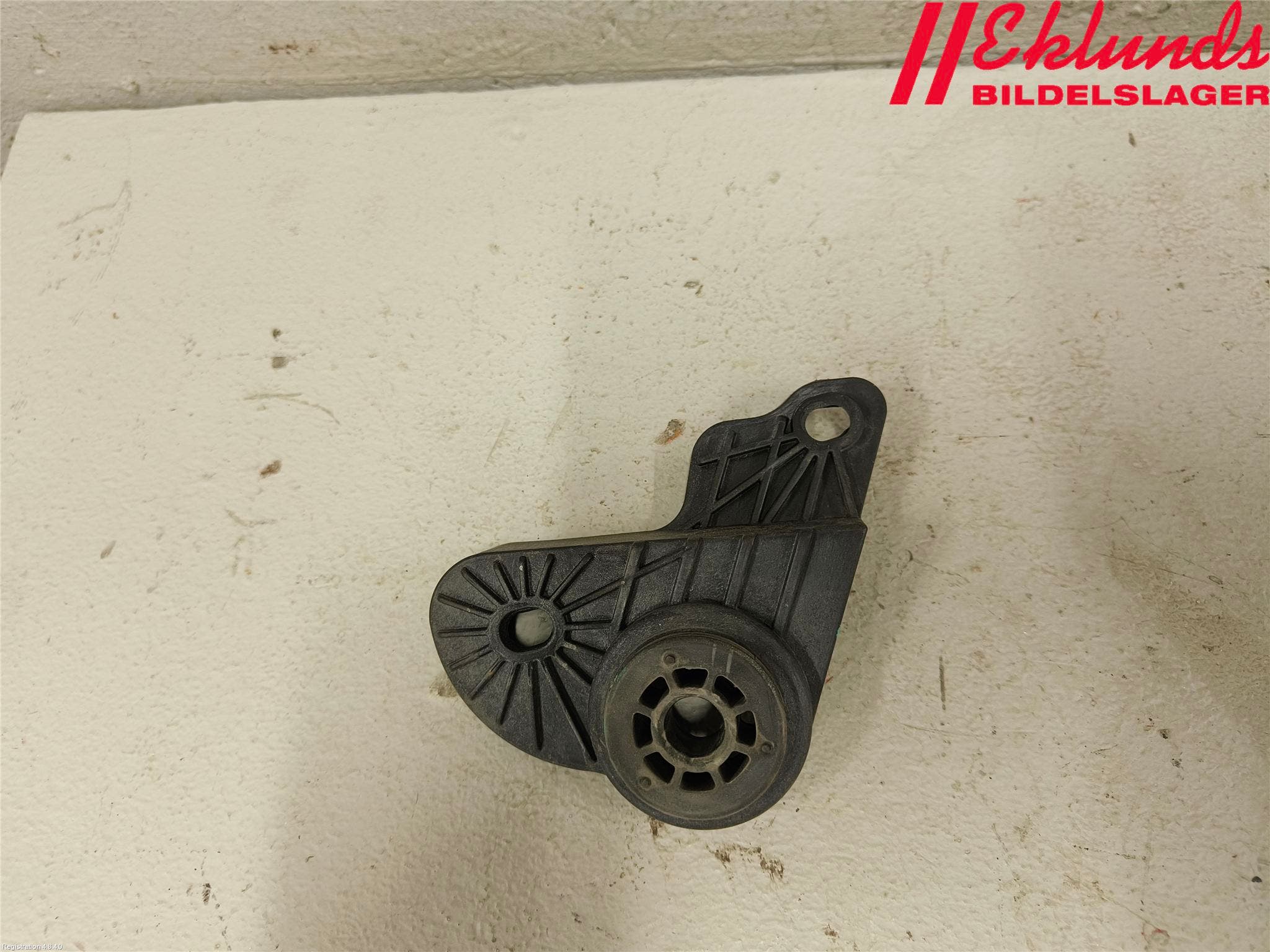 Opel INSIGNIA 17- Kylarfäste-Ram-Balk