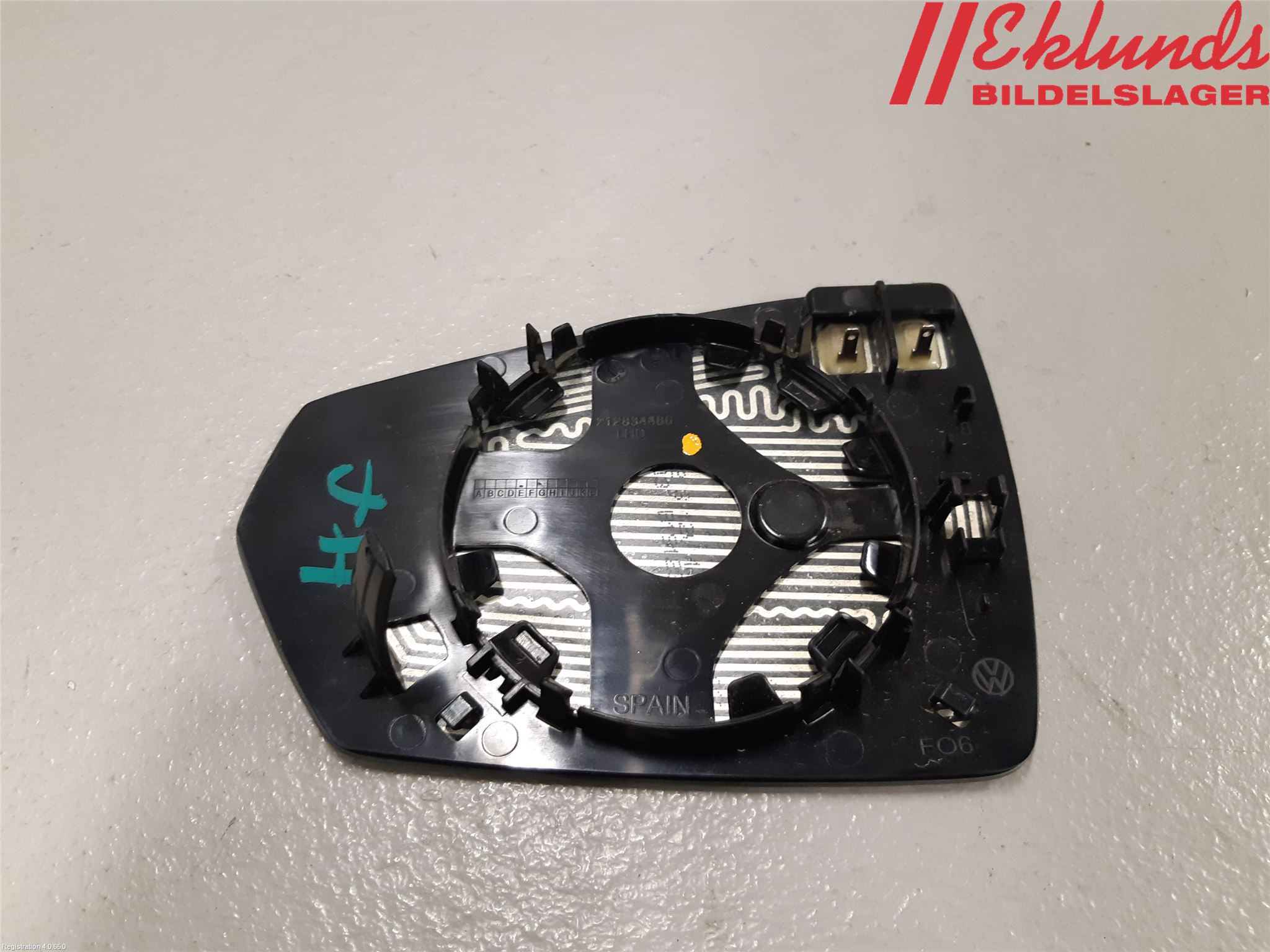 Volkswagen VW POLO VI 18->> Spegelglas Hö