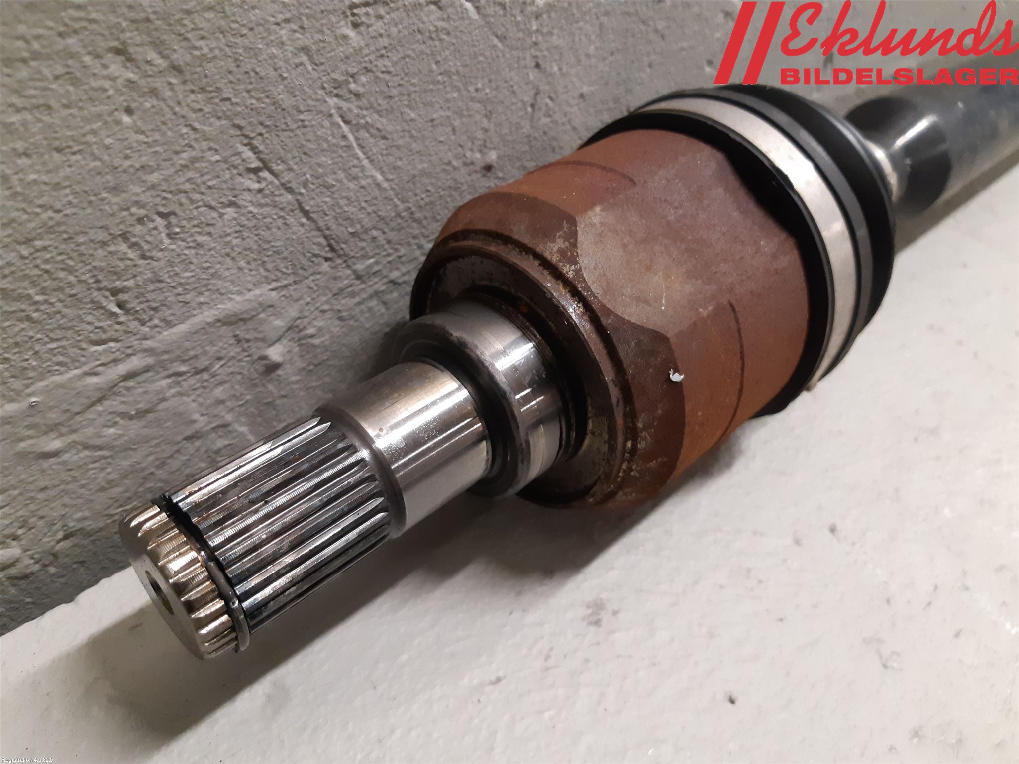 Kia CEED 12-18 Drivaxel Fram Höger