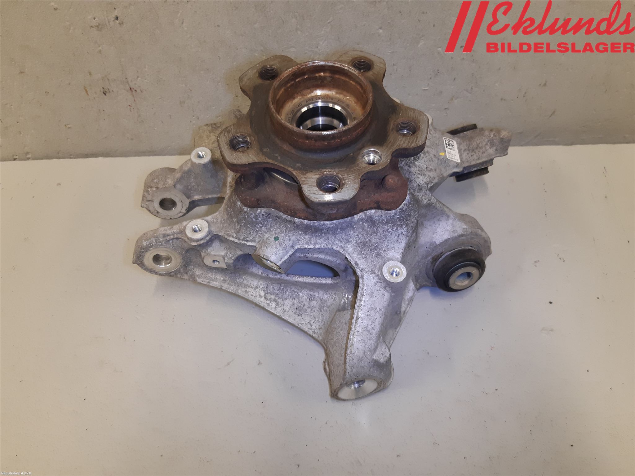 BMW 5 G30/G31/F90 17-23 Hjullagerhus Bak Hö
