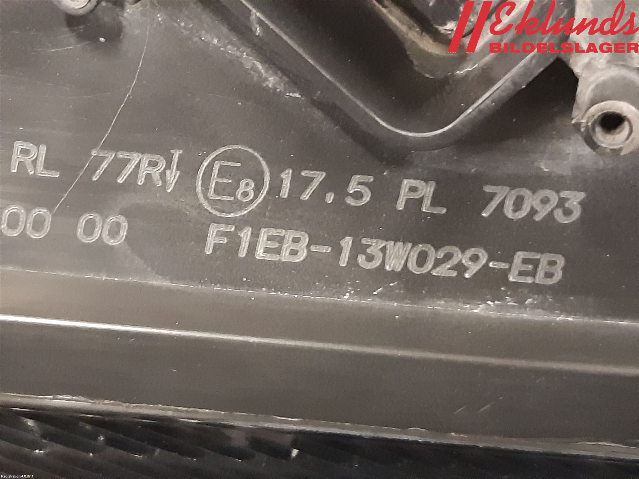 Ford FOCUS 15-18 Strålkastare Höger