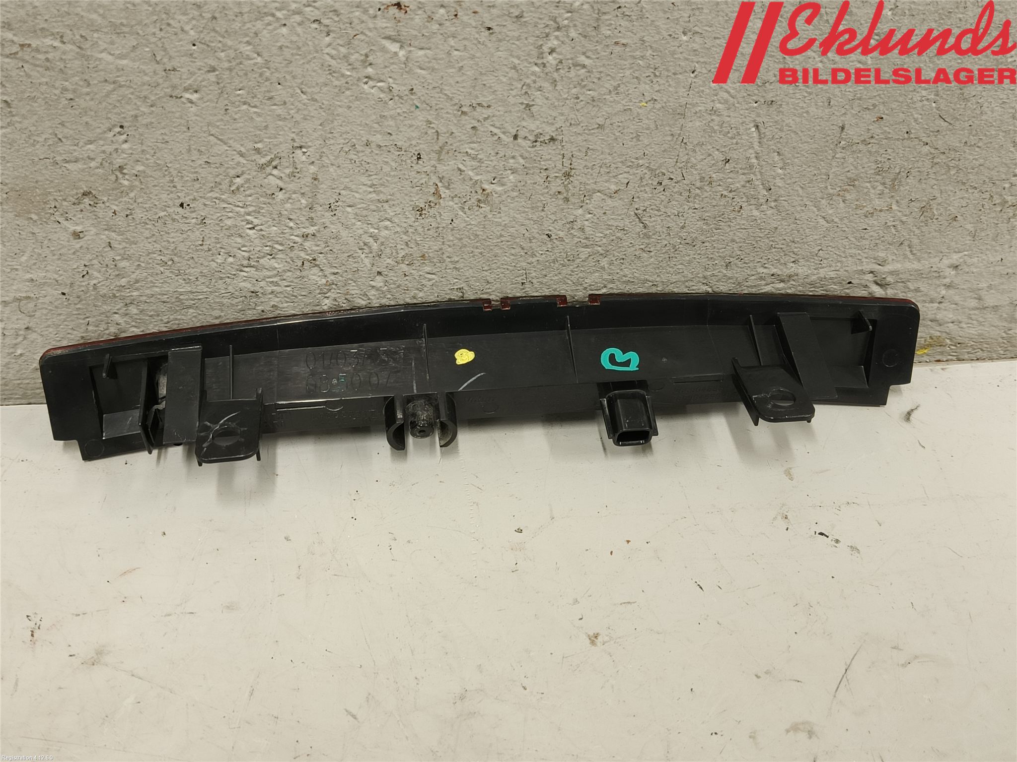 Renault CLIO IV 12-16 Bromsljus Bakruta