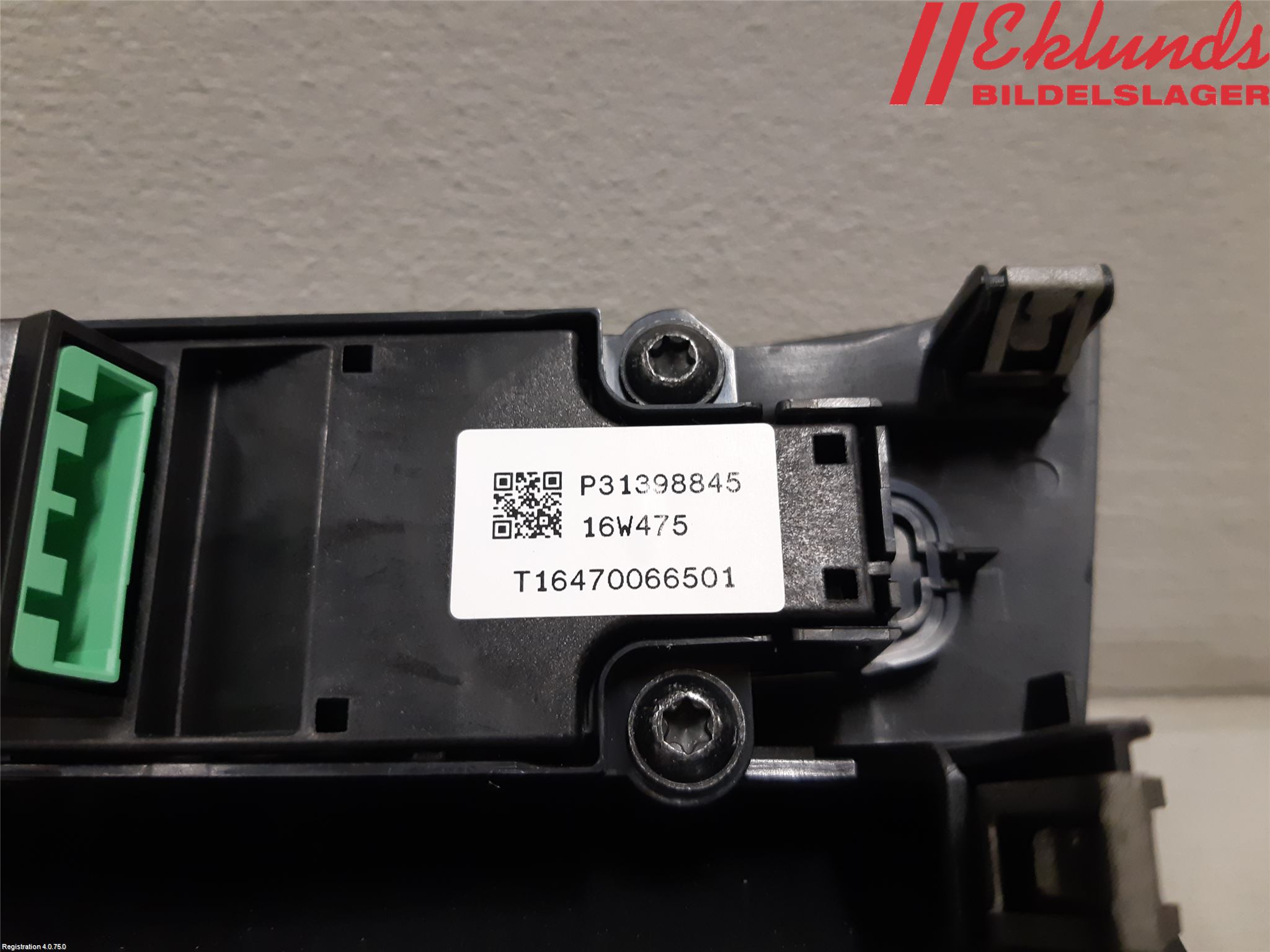 Volvo V90 17->> Strömställare Varnings