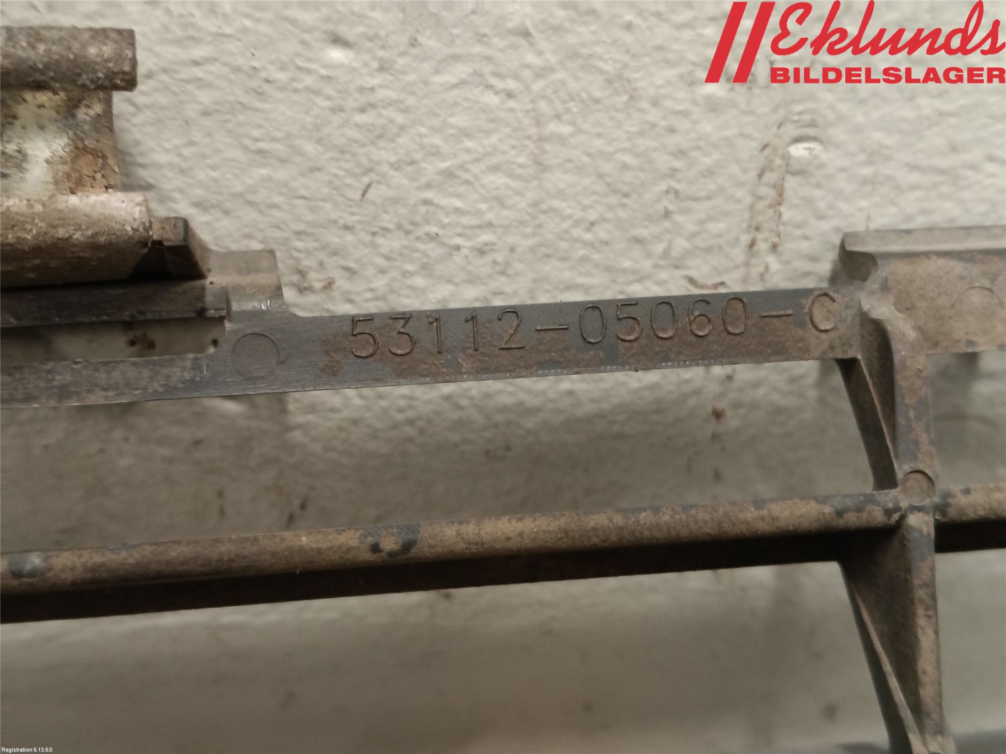 Toyota AVENSIS 07-08 Stöt Utfyllnad-List-Grill