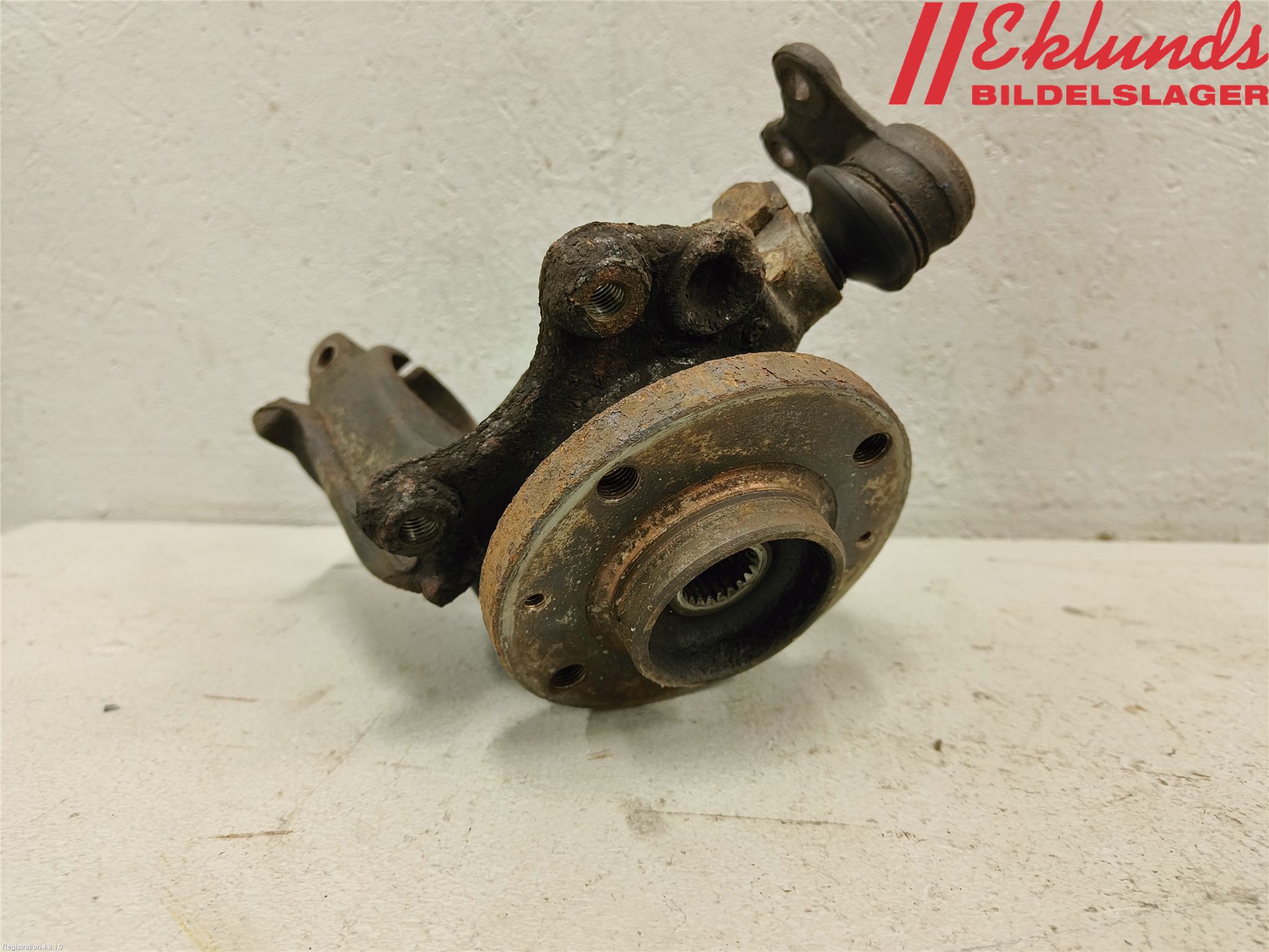 Citroen C3 10-17 Styrspindel Lagerhus Hö