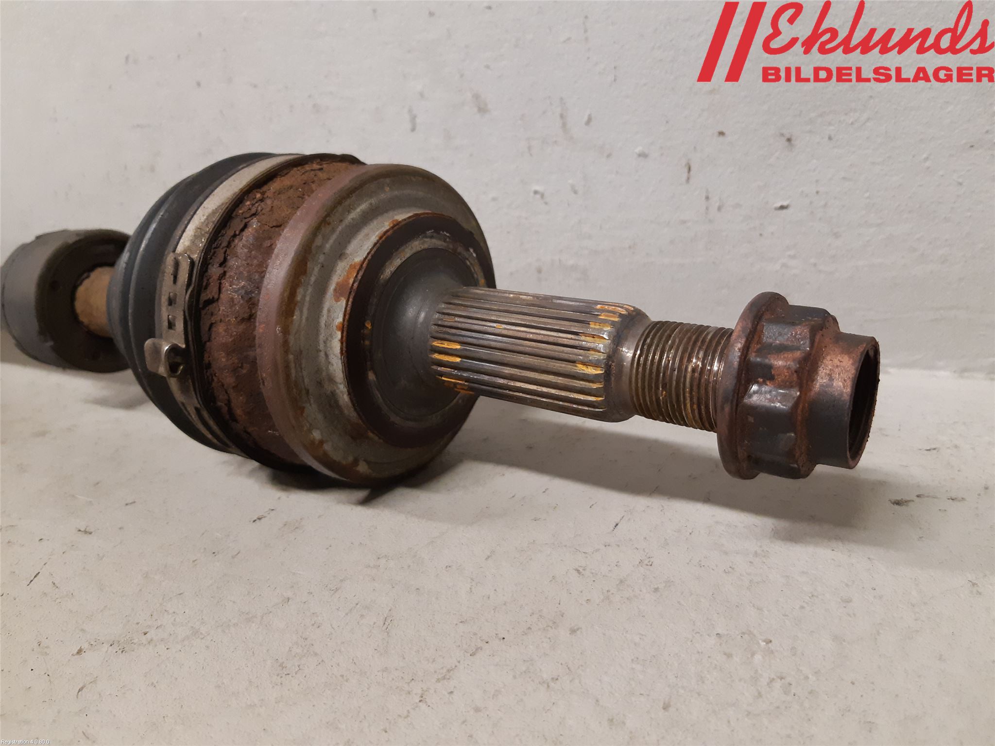 Toyota AVENSIS 09-15 Drivaxel Fram Vänster