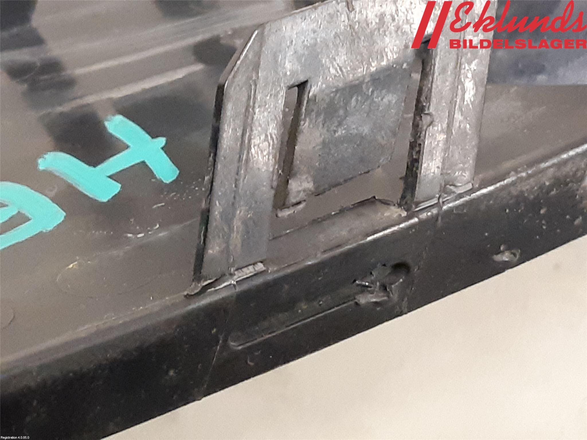 Saab 9-5     06-10 Dimljussarg Fram