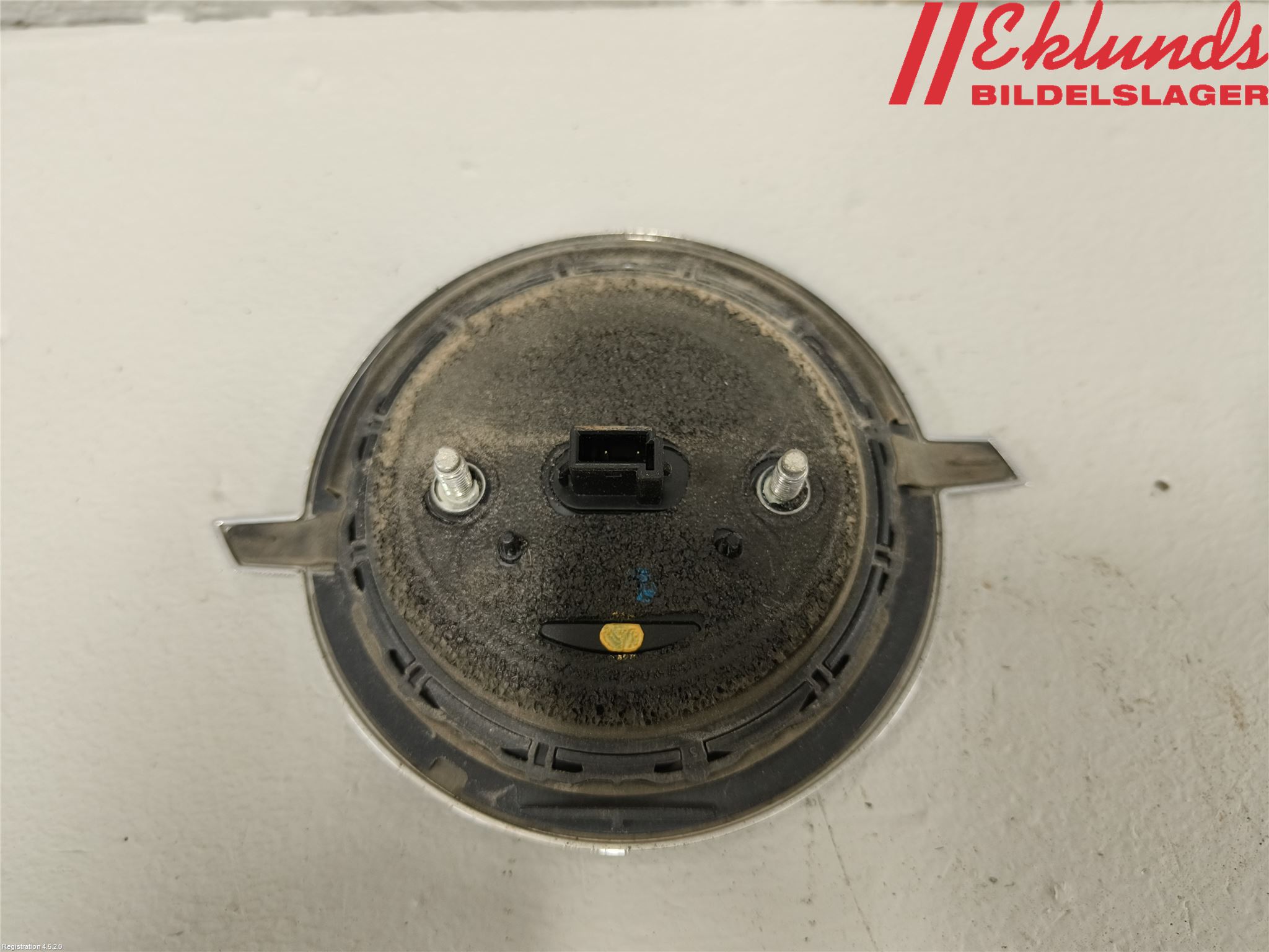 Opel INSIGNIA 17- Emblem