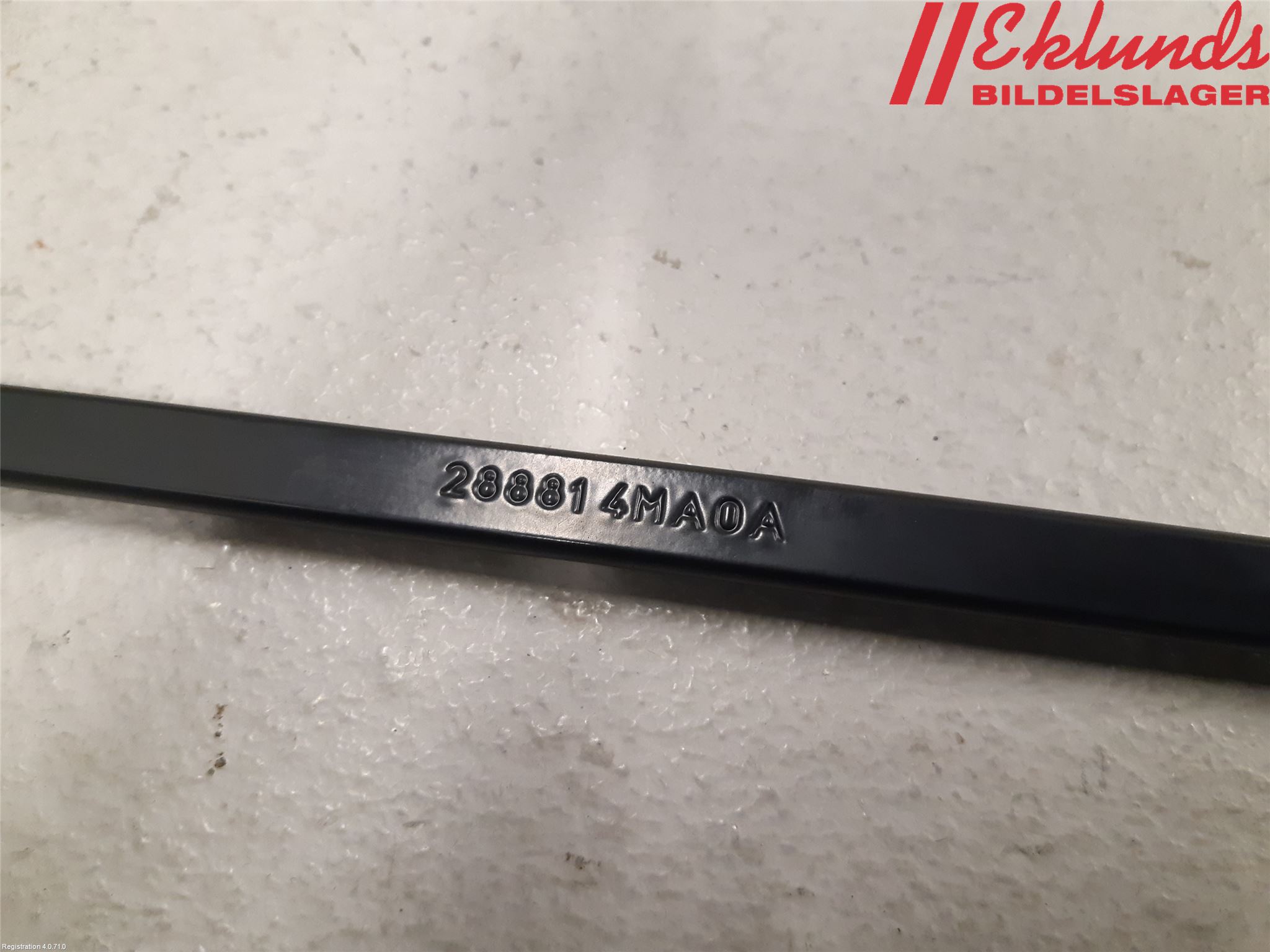 Nissan PULSAR Torkararm Armar Vindruta