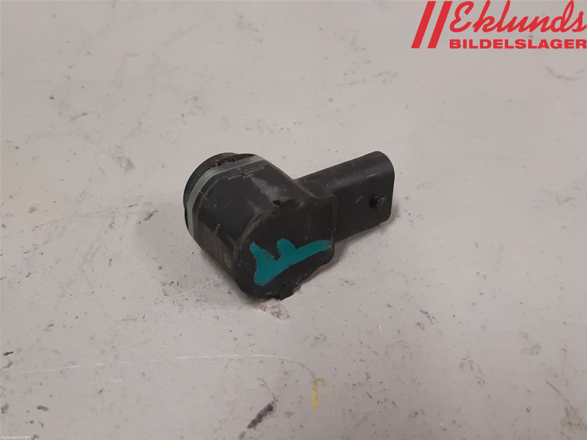 Volkswagen VW PASSAT 11-14 Parkeringshjälp Frontsensor
