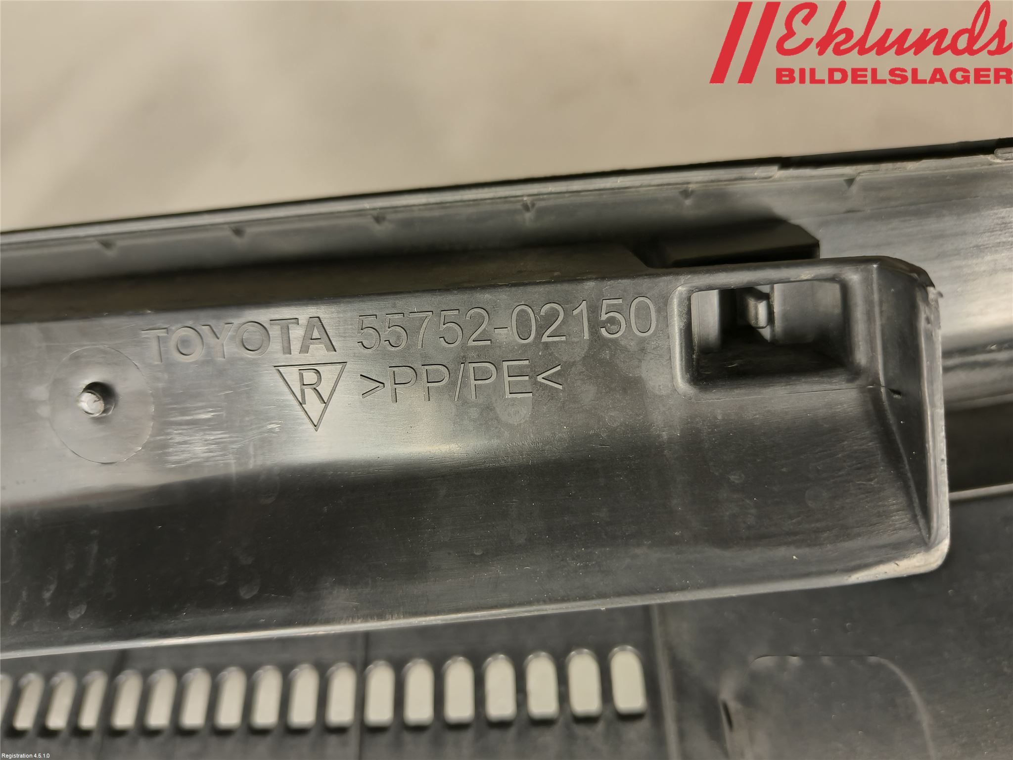 Toyota COROLLA 19- Torpedplåt-Torpedplast