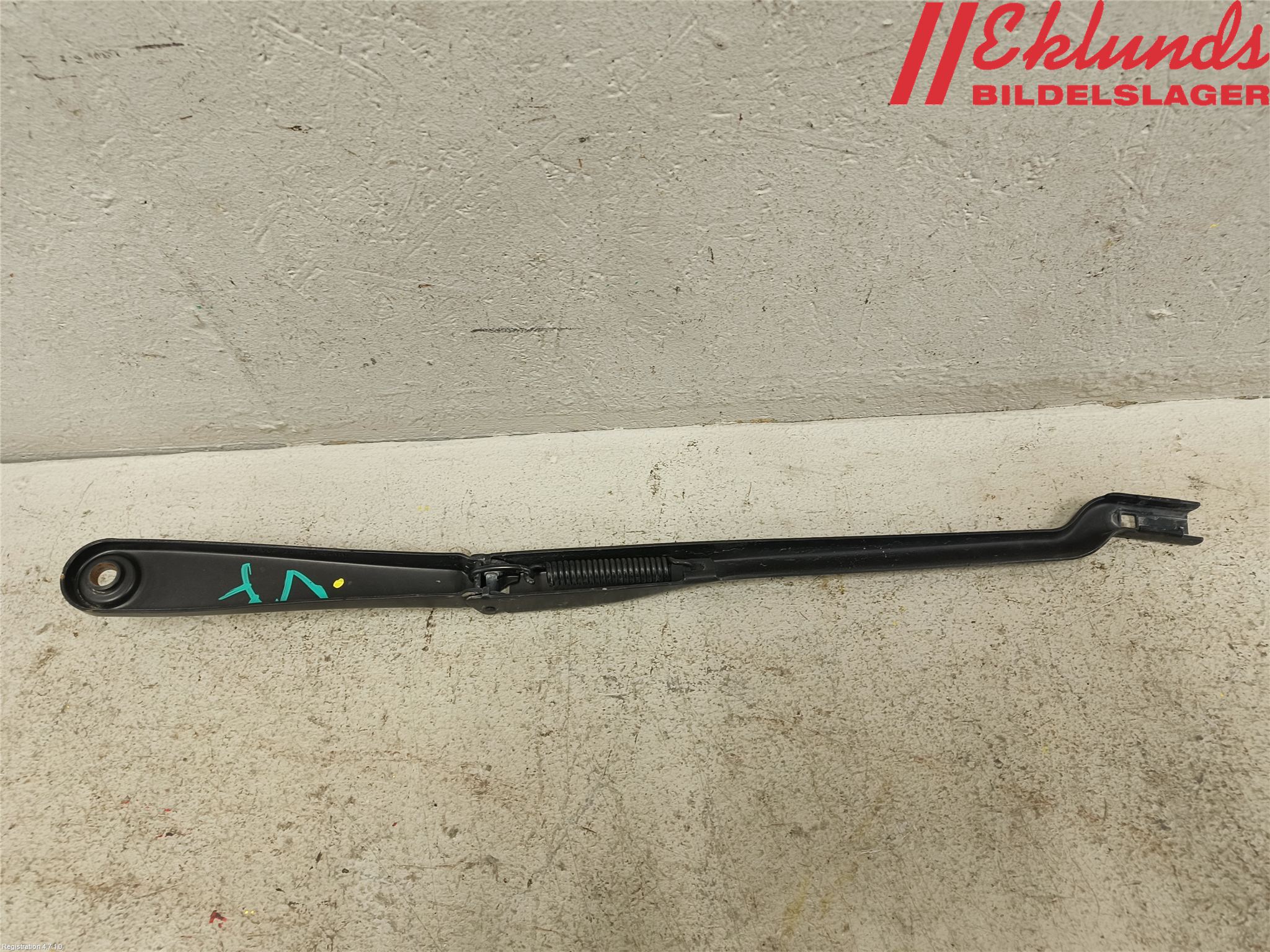 BMW 5 G30/G31/F90 17-23 Torkararm Armar Vindruta