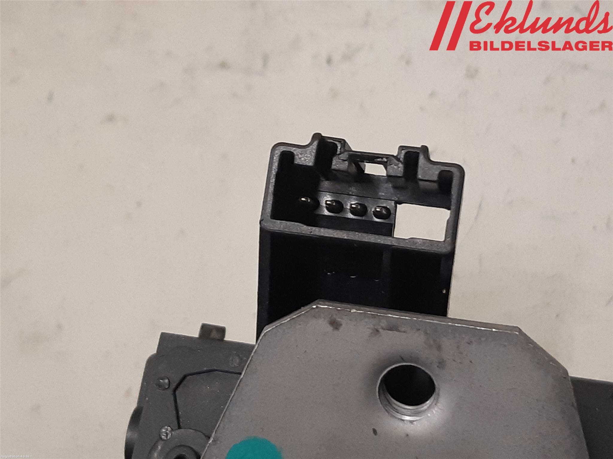 Ford FOCUS 11-14 Låskista Baklucka