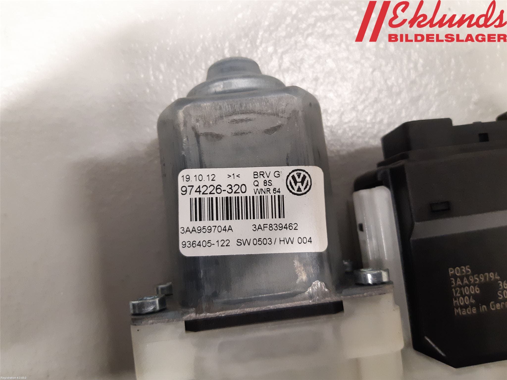 Volkswagen VW PASSAT 11-14 Fönsterhissmotor