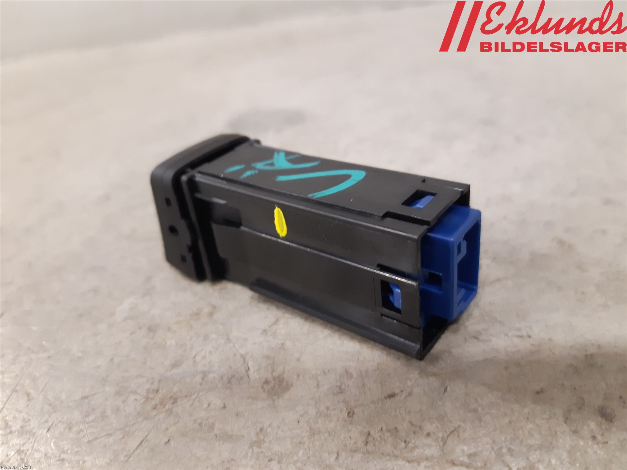 Toyota COROLLA 19- Strömställare Stolvärme