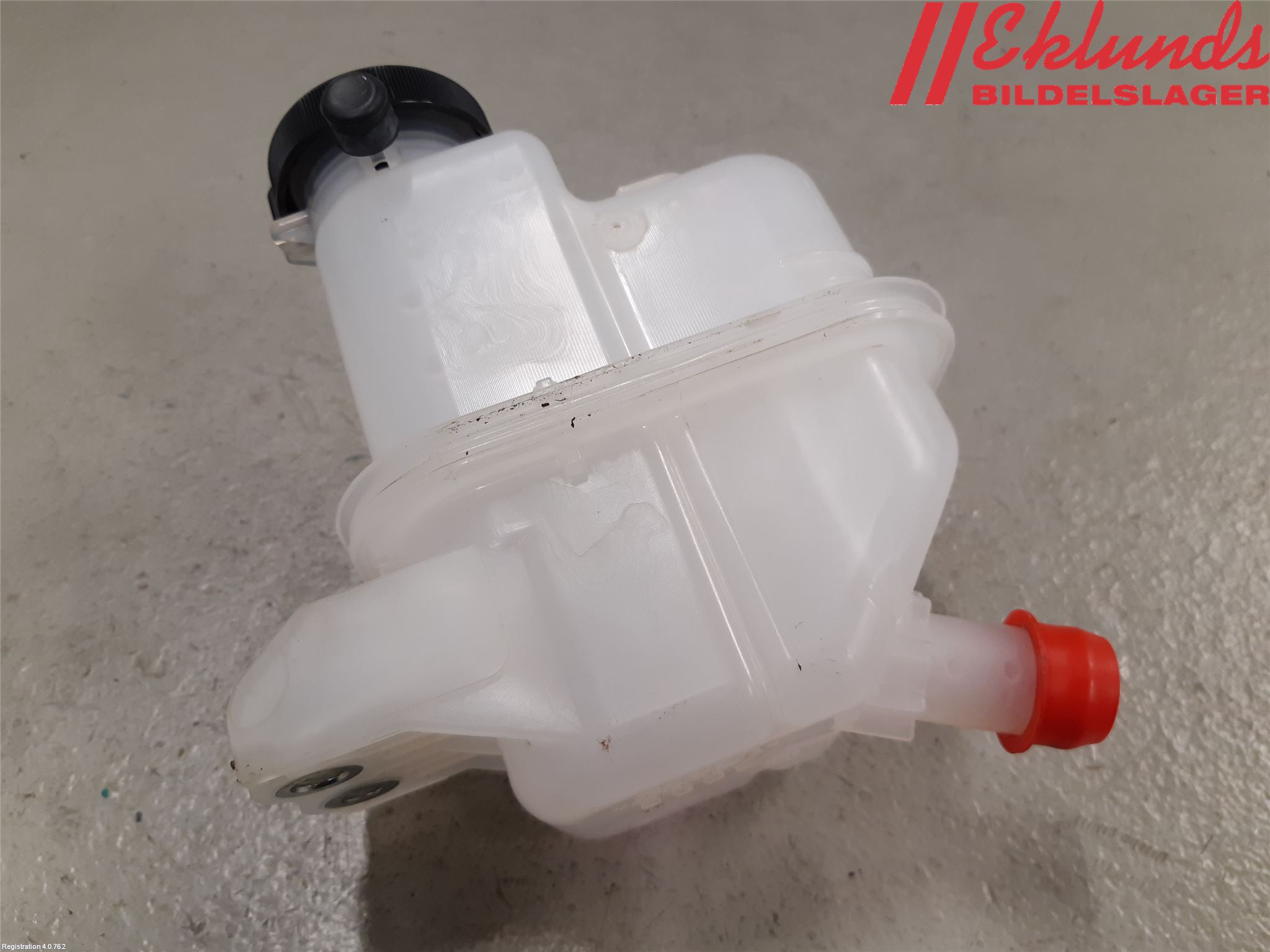 Lexus UX/300e 19- Expansionstank