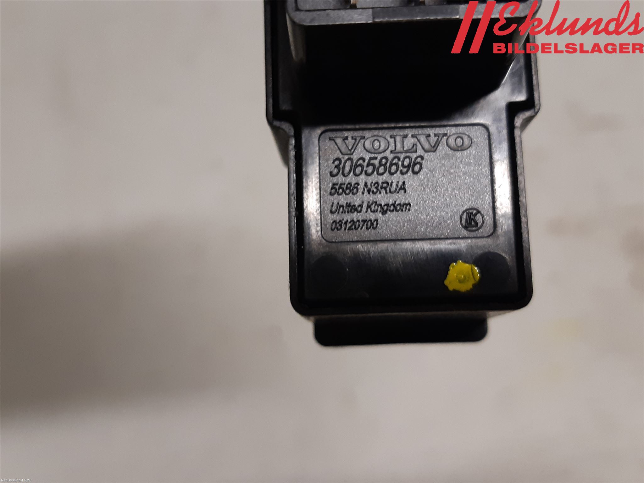 Volvo V70 05-08 Strömställare Elhiss