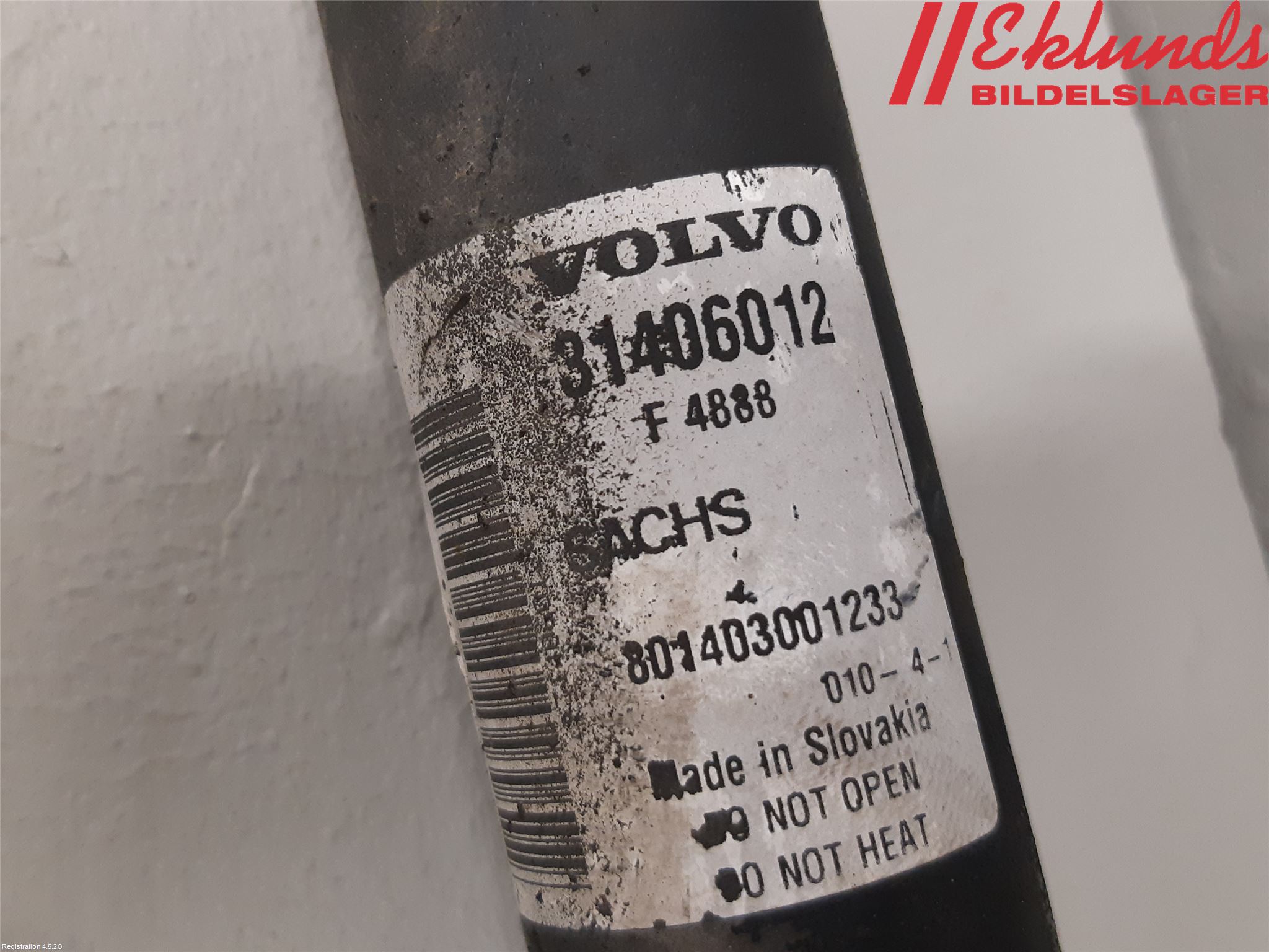 Volvo XC60 14-17 Stötdämpare Bak