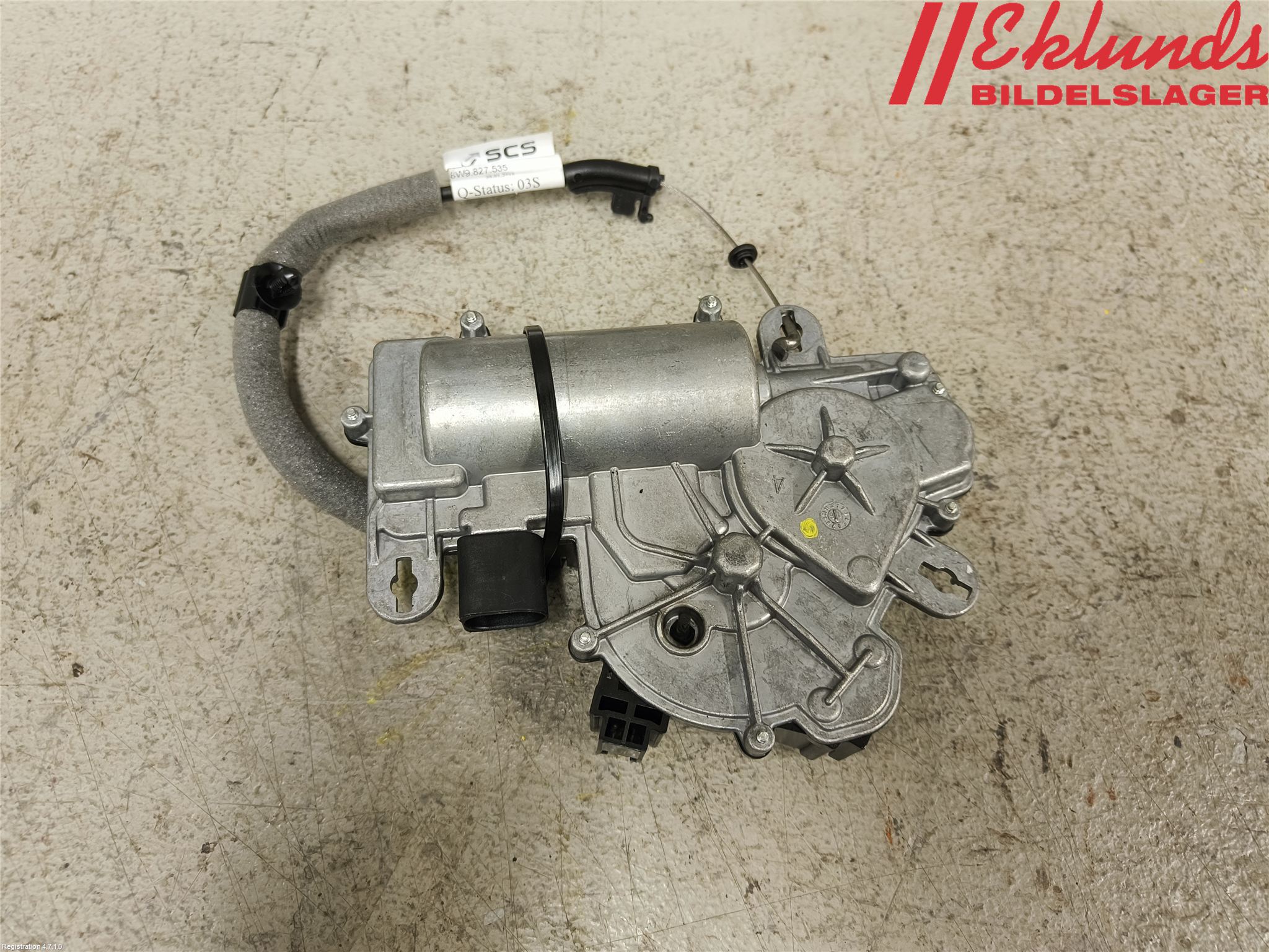 Audi A4/S4 B9 16-19 Låskista Baklucka