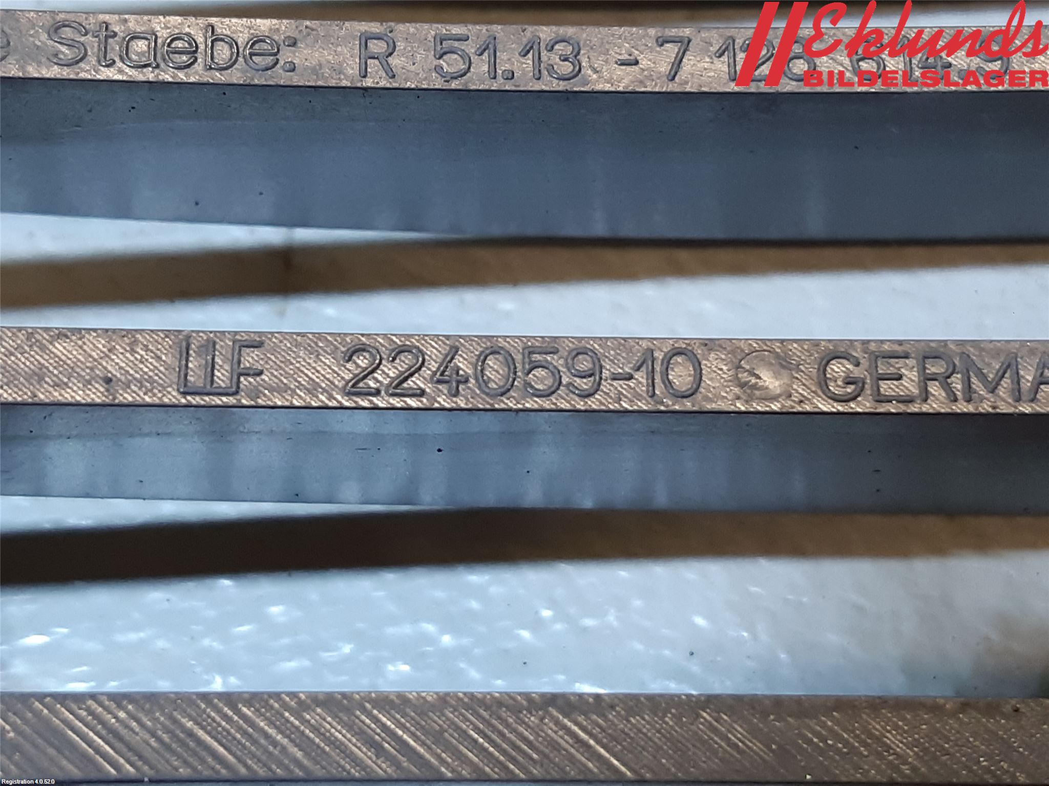 BMW 1 E87/81 5D/3D 03-11 Grilldel Höger