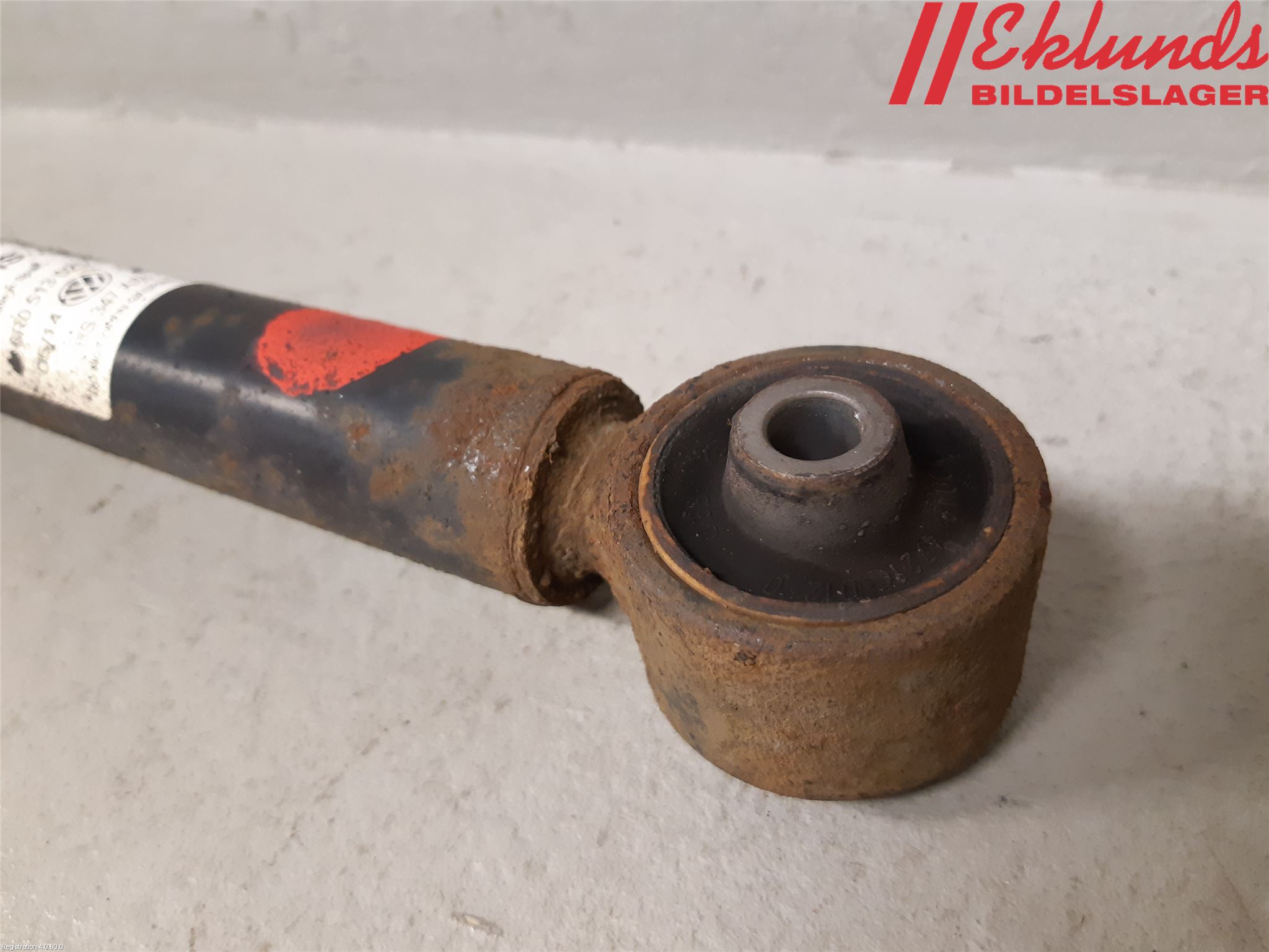 Volkswagen VW POLO 10-17 Stötdämpare Bak