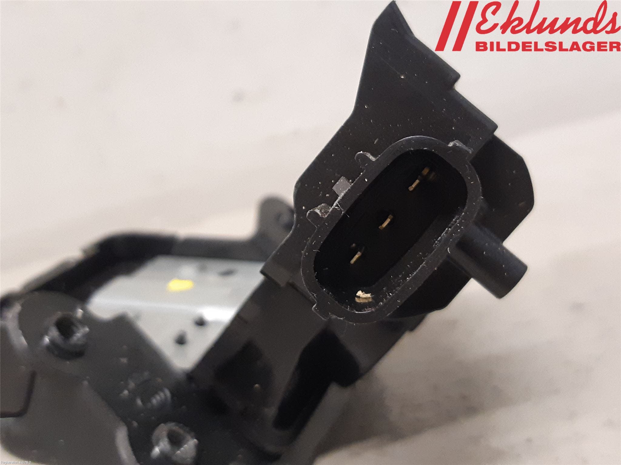 Toyota C-HR 16-23 Låskista Baklucka