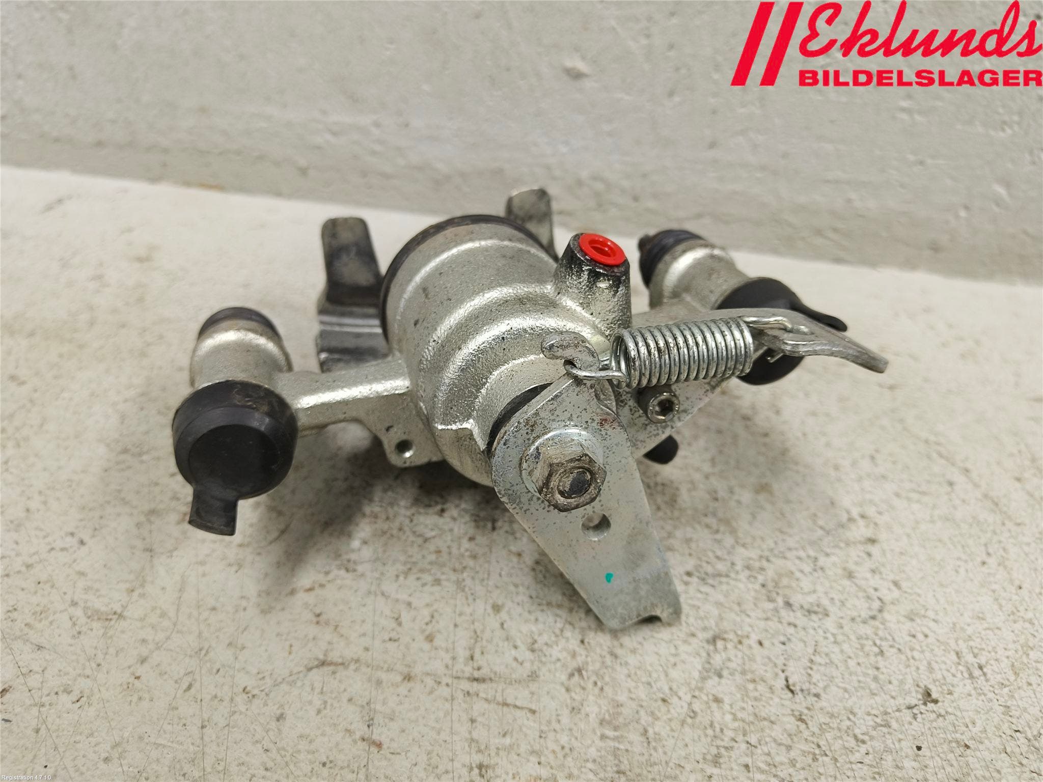 Opel MOVANO B 10-22 Bromsok Bak Höger