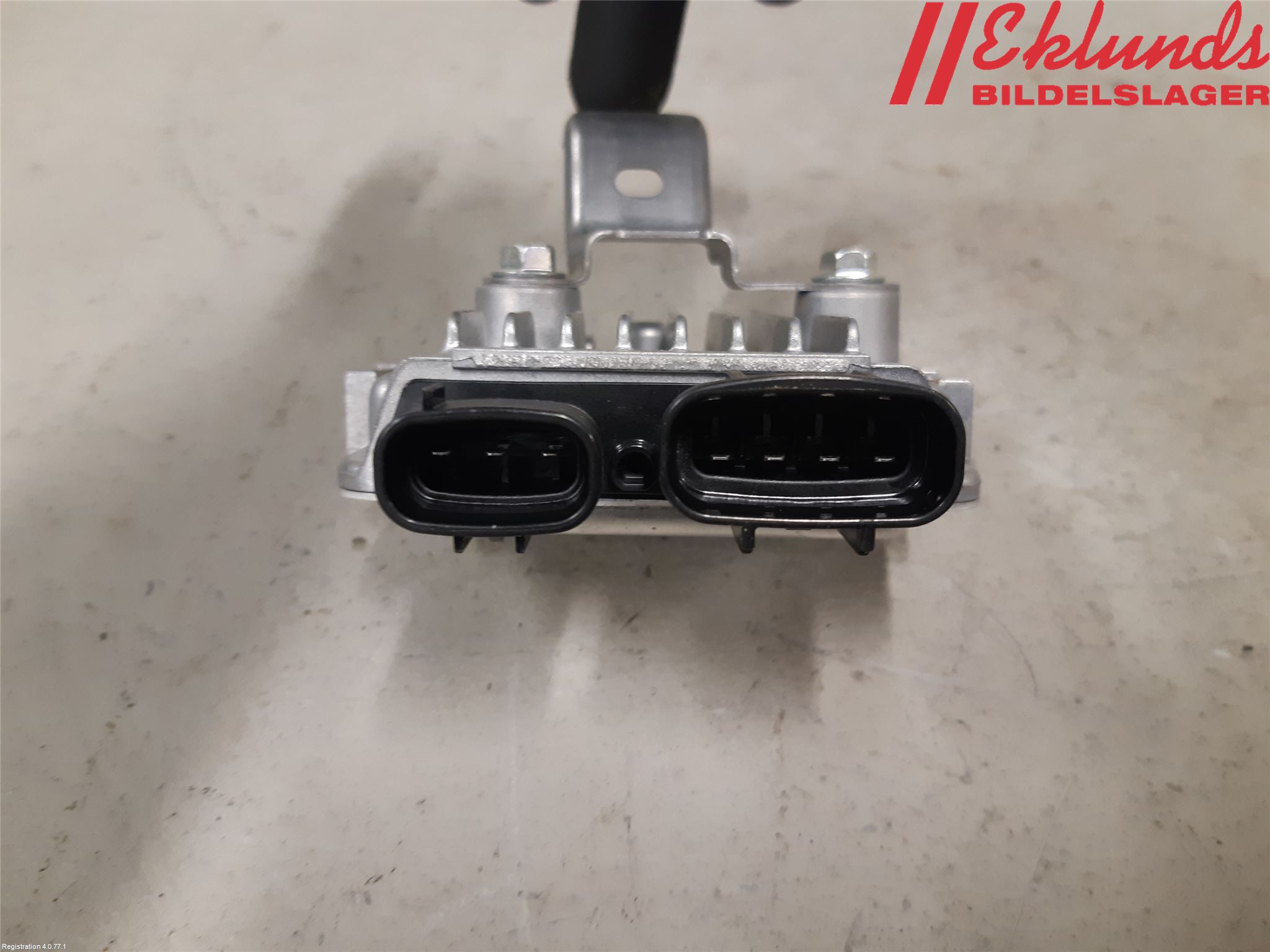 Toyota YARIS XP21 20- Styrenhet Bränslepump