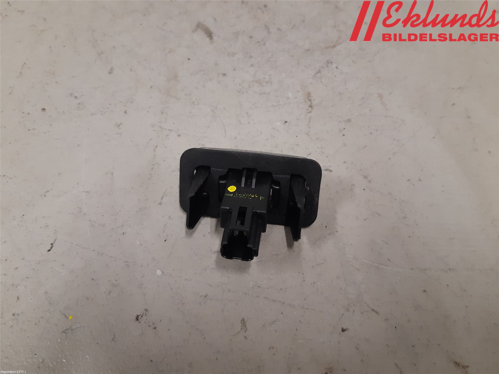 Toyota YARIS XP21 20- Skylt Belysning