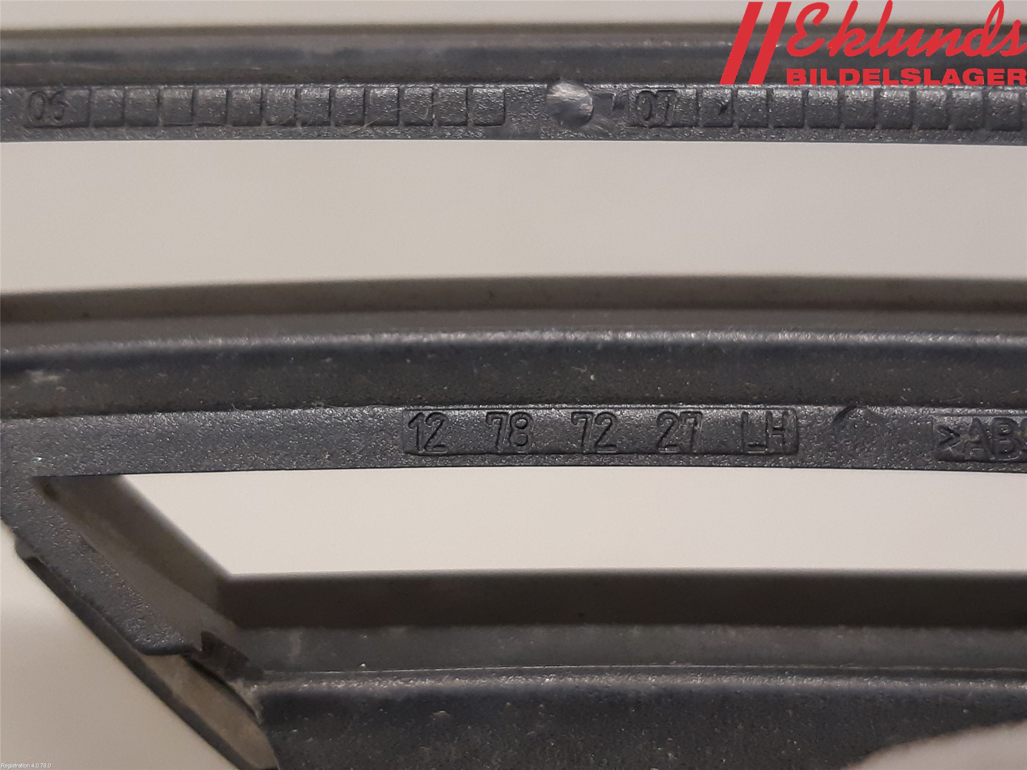 Saab 9-3 VER 2 Grilldel Vänster